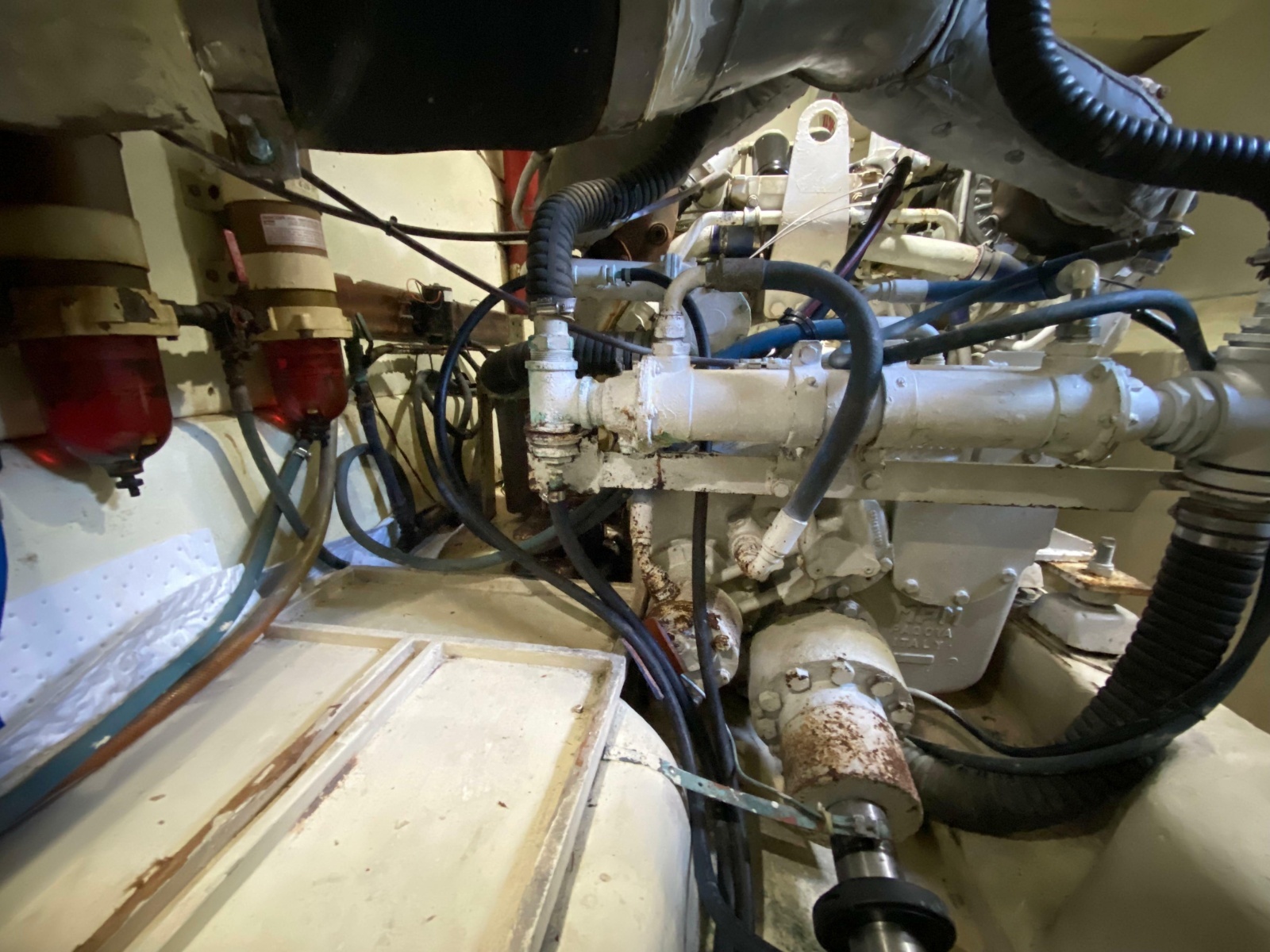 1995 Mares 58 Power Cat
