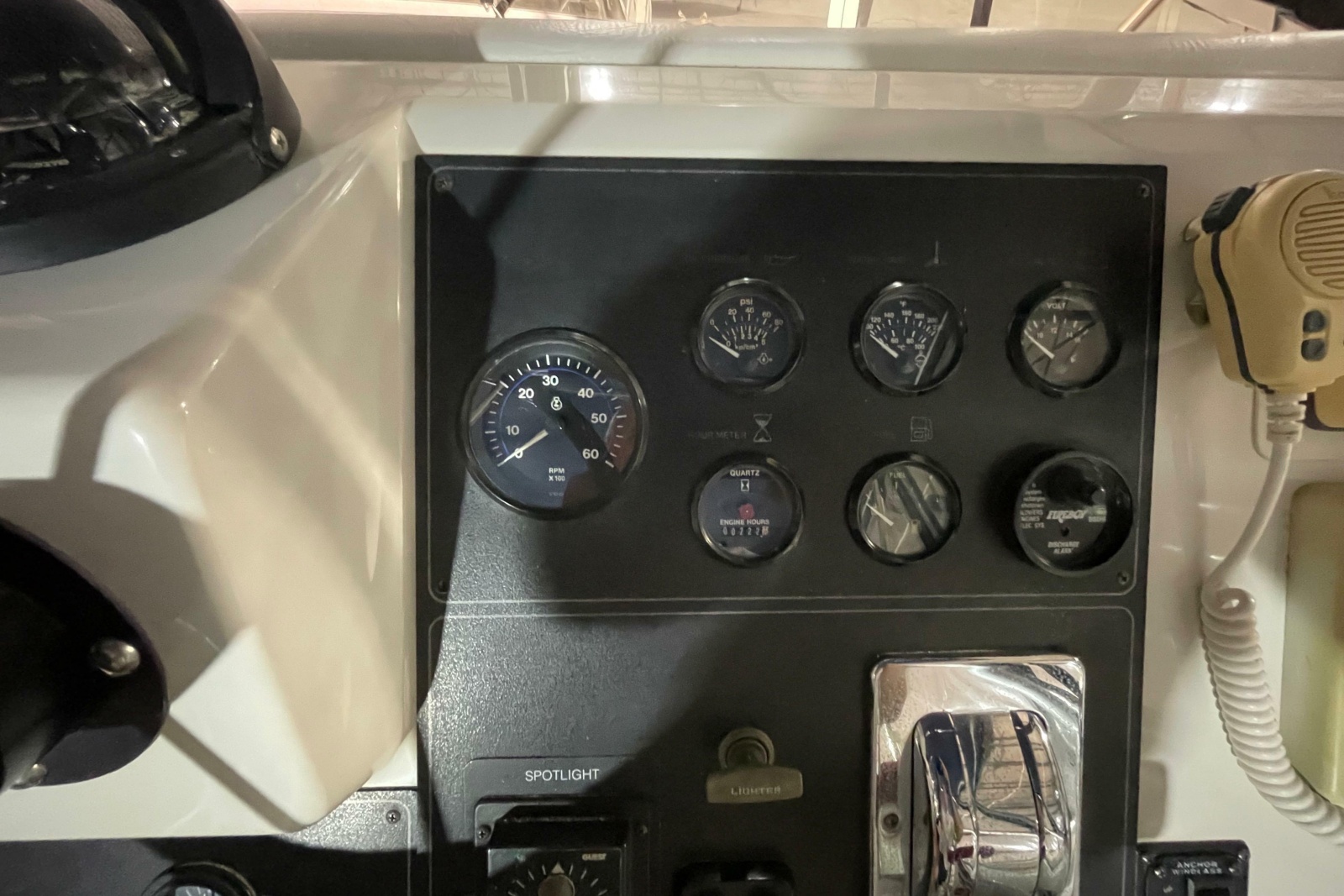 1994 Carver 370 Aft Cabin Motor Yacht