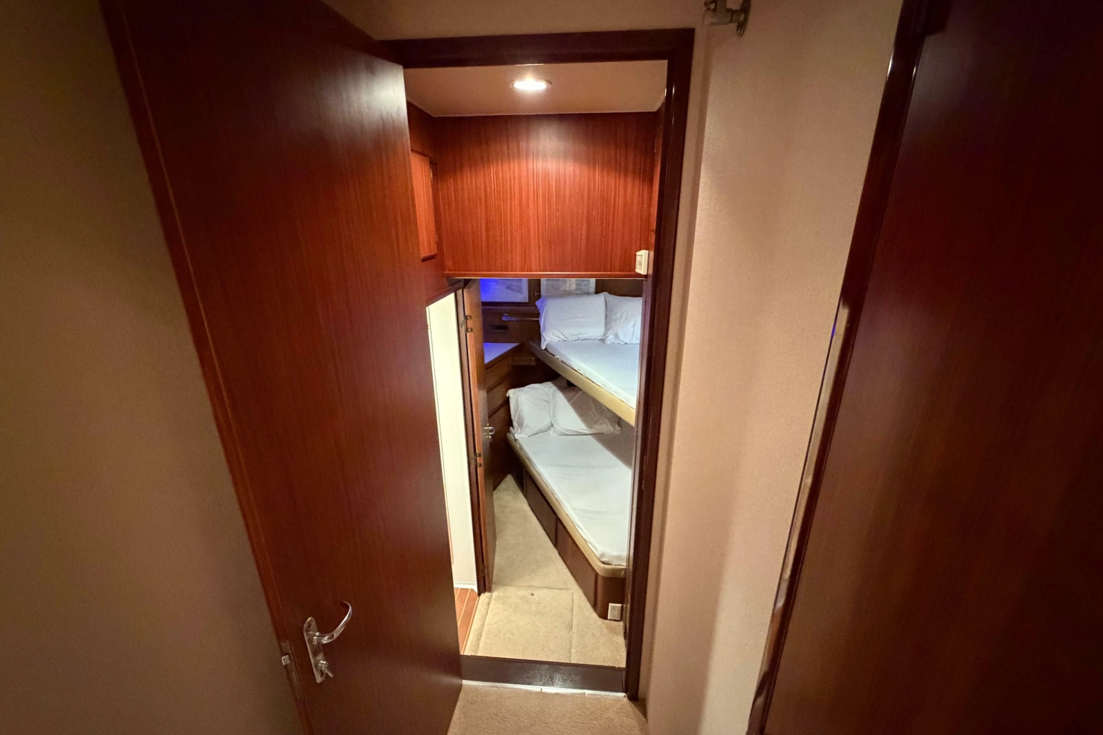 1991 Hatteras 70 Cockpit Motor Yacht