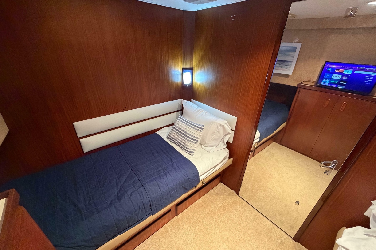 1991 Hatteras 70 Cockpit Motor Yacht