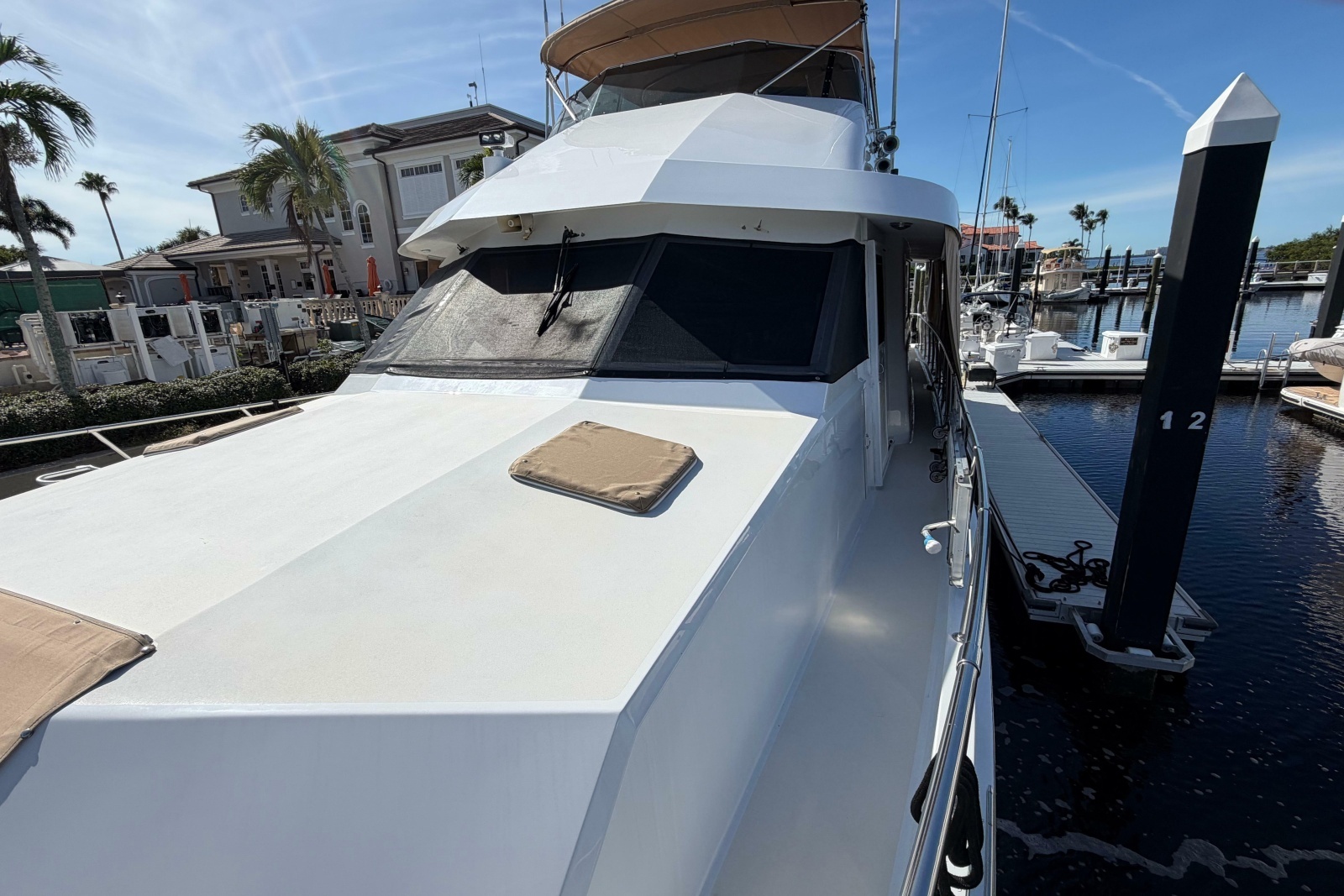 1991 Hatteras 70 Cockpit Motor Yacht