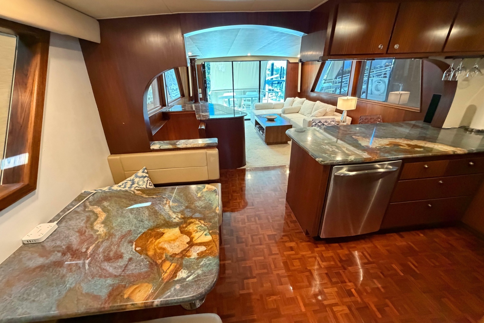 1991 Hatteras 70 Cockpit Motor Yacht