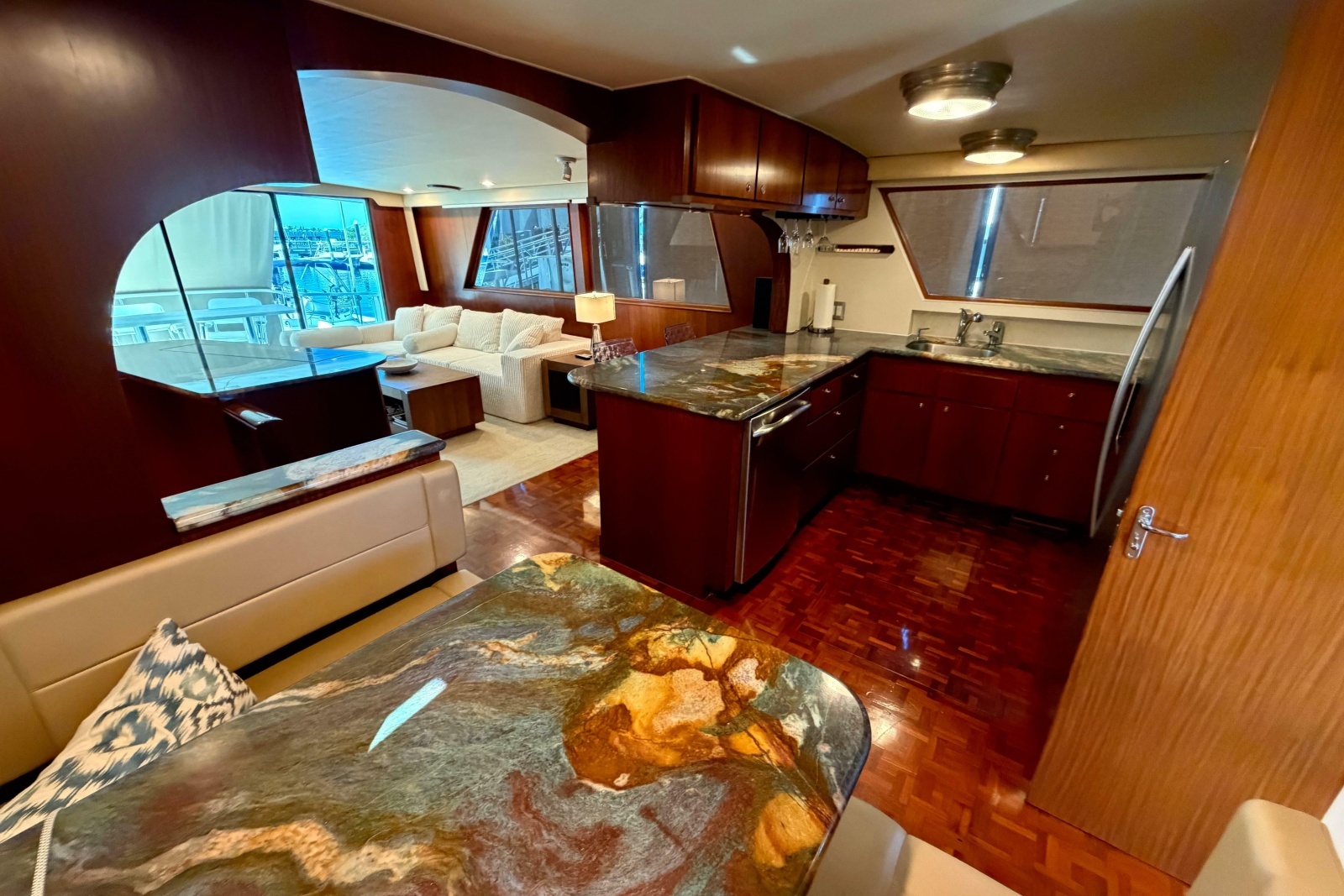 1991 Hatteras 70 Cockpit Motor Yacht