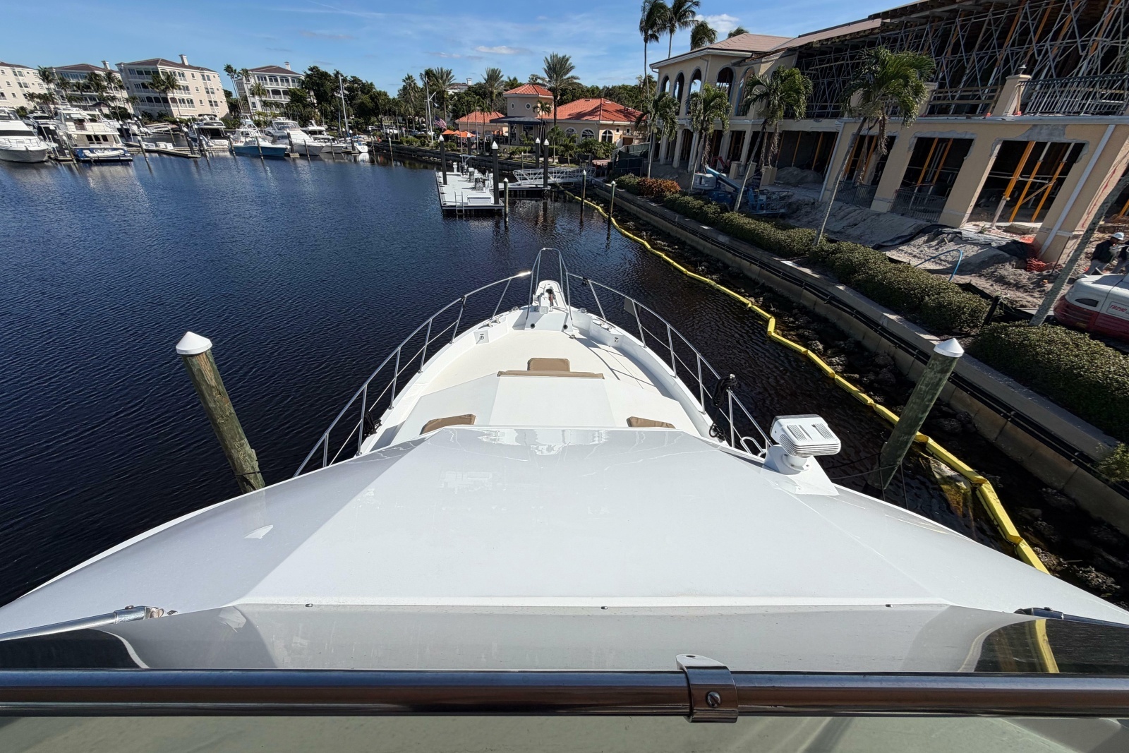 1991 Hatteras 70 Cockpit Motor Yacht