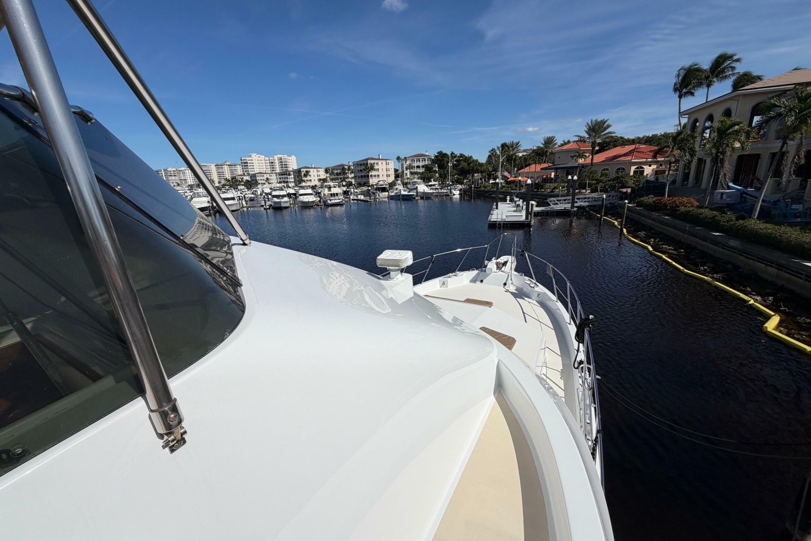 1991 Hatteras 70 Cockpit Motor Yacht