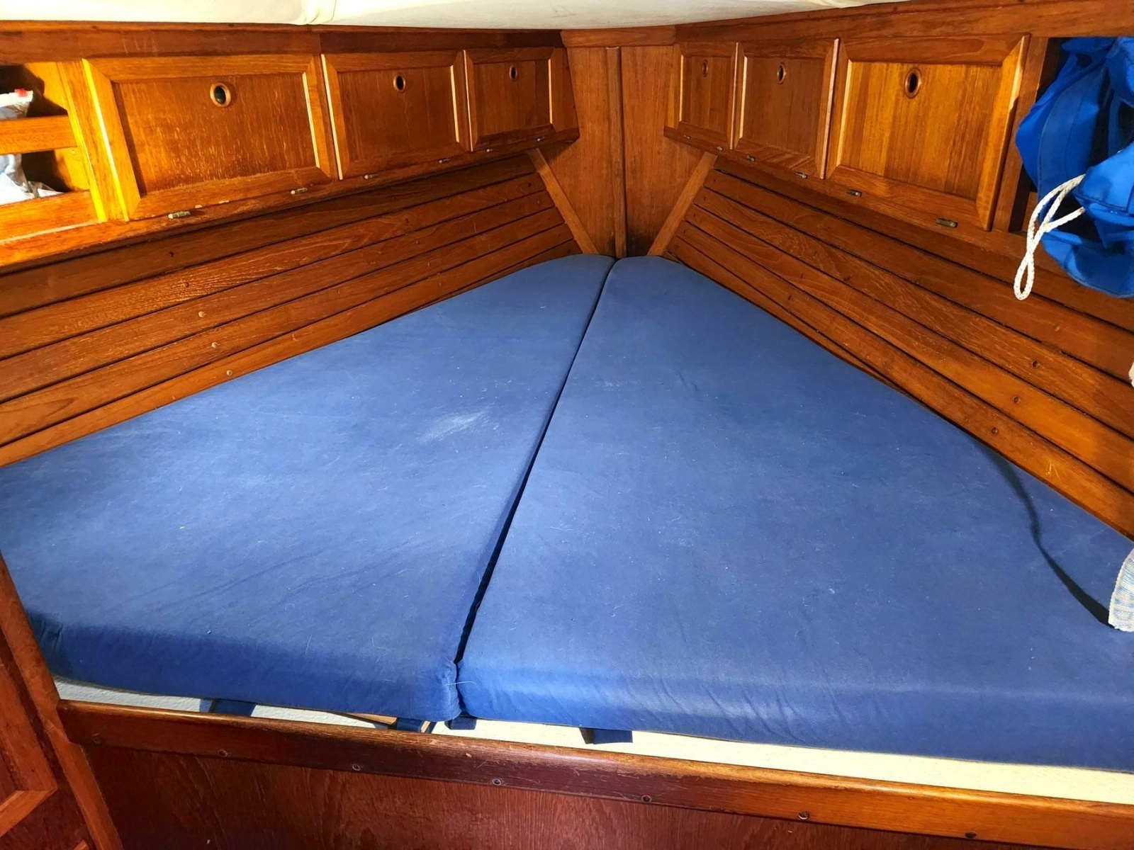 1989 Granada 375 Atlantica