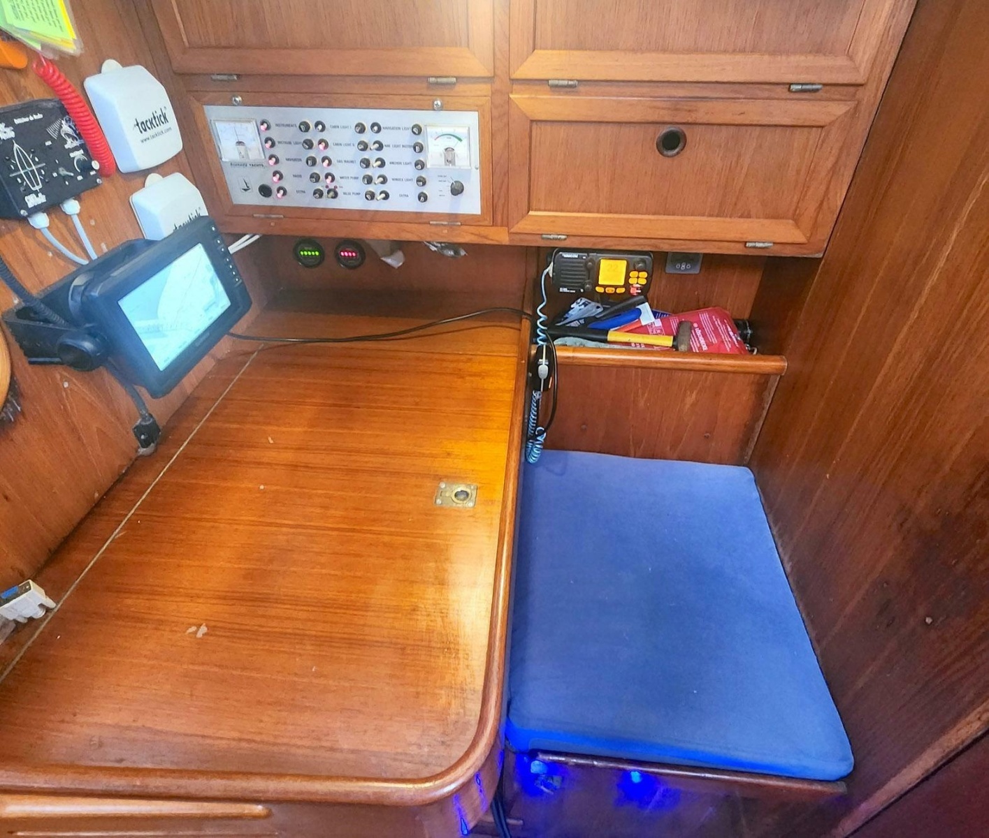 1989 Granada 375 Atlantica