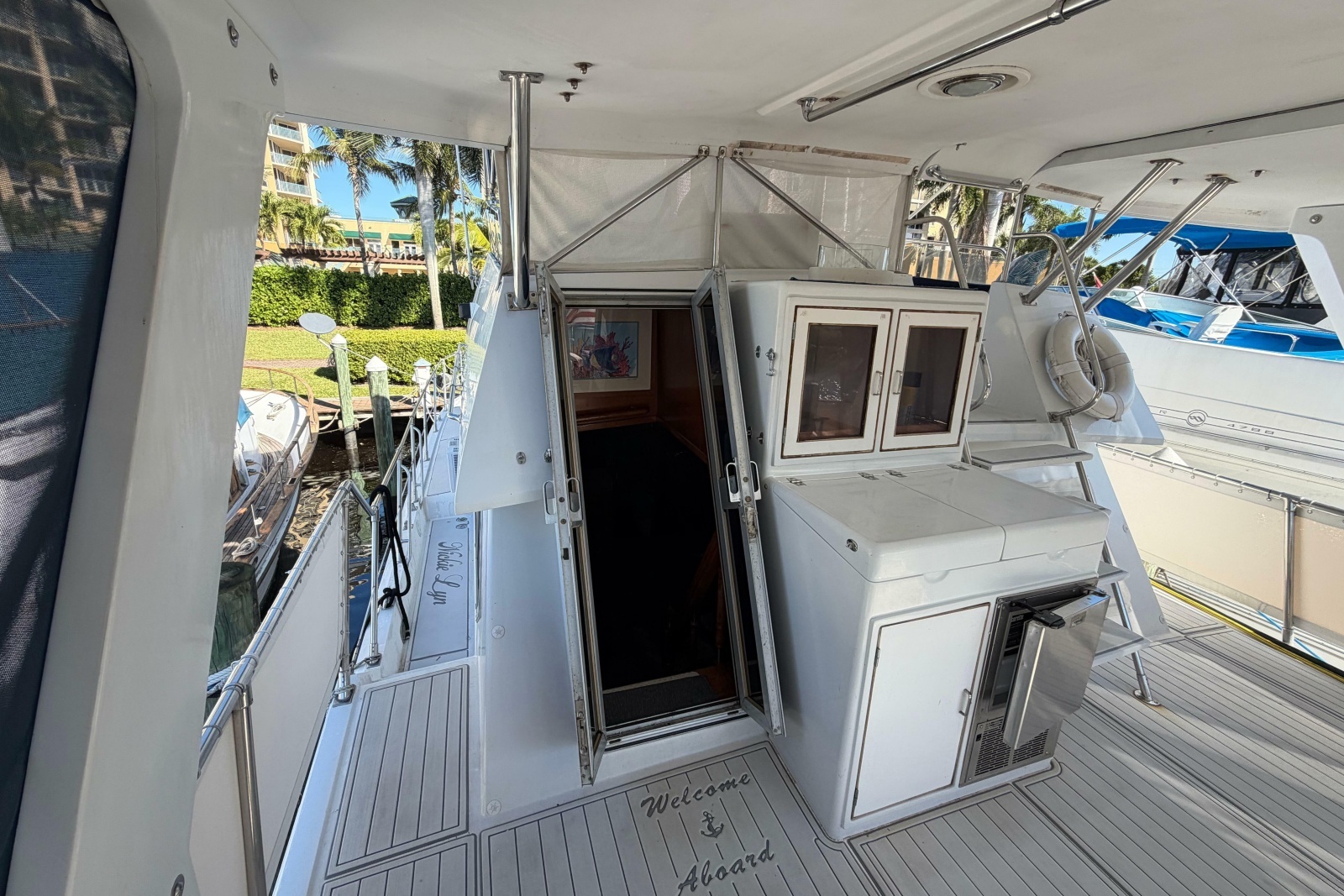1987 Hi-Star 55 Yacht Fisherman