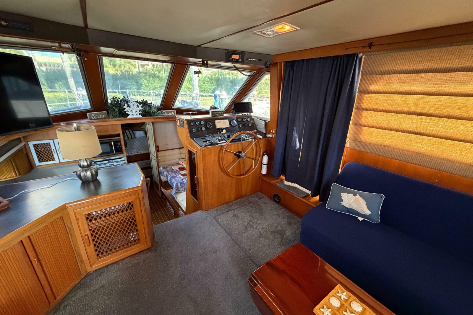 1987 Hi-Star 55 Yacht Fisherman