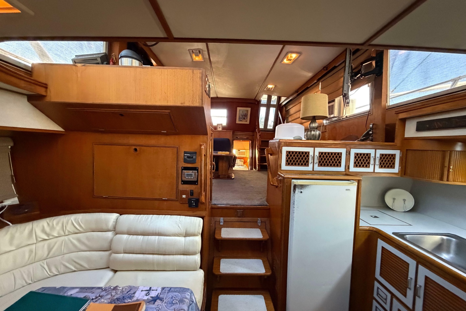 1987 Hi-Star 55 Yacht Fisherman