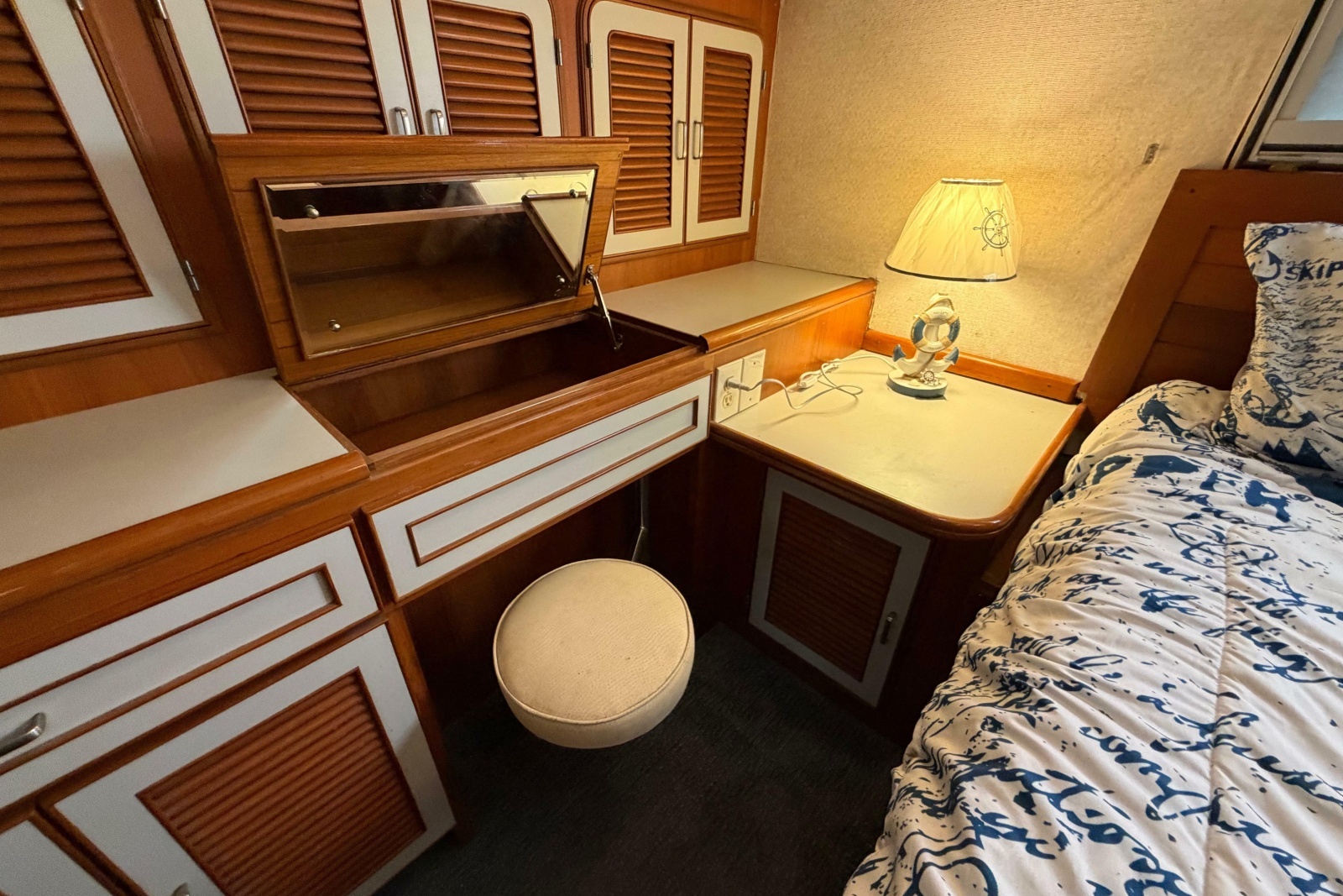1987 Hi-Star 55 Yacht Fisherman