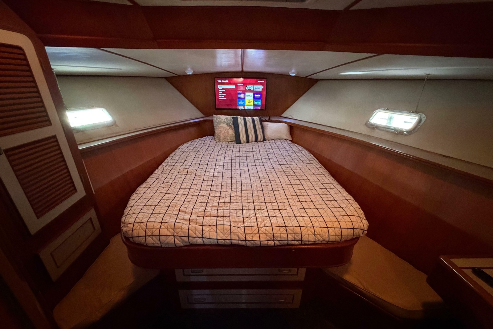 1987 Hi-Star 55 Yacht Fisherman