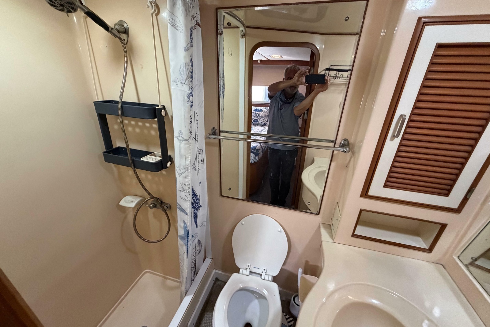 1987 Hi-Star 55 Yacht Fisherman