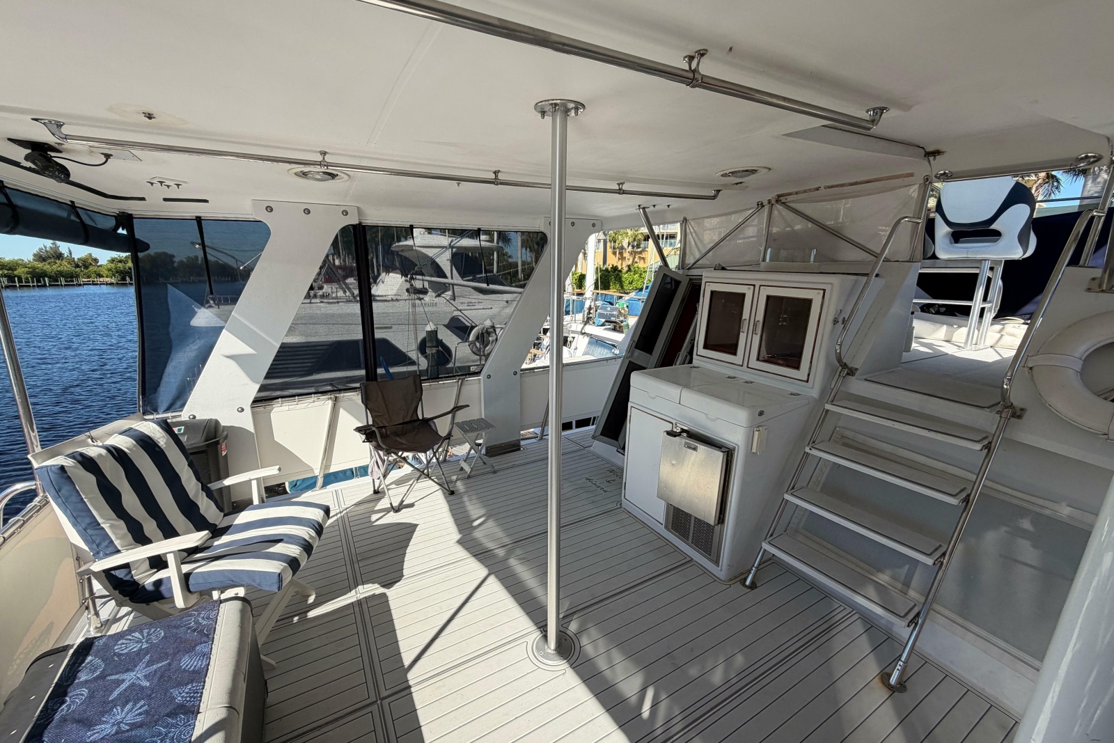 1987 Hi-Star 55 Yacht Fisherman