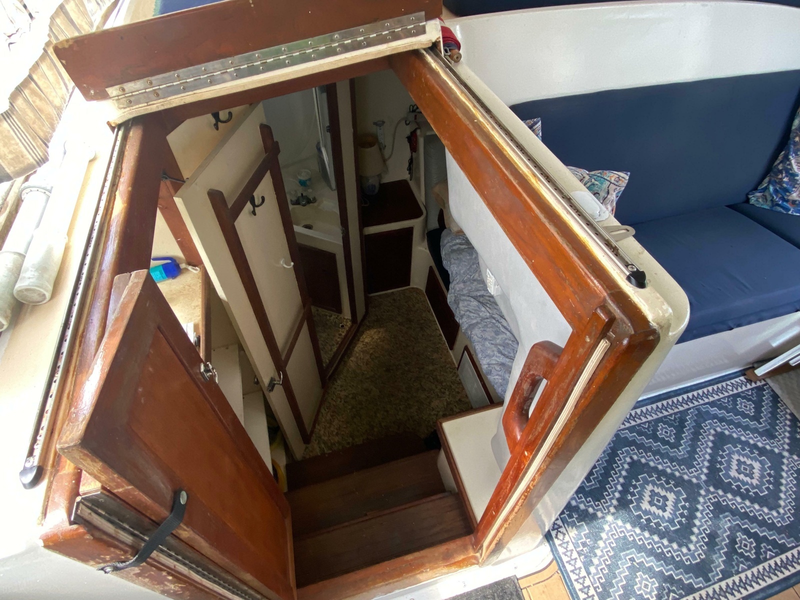 1986 Albin 34 Family Cruiser