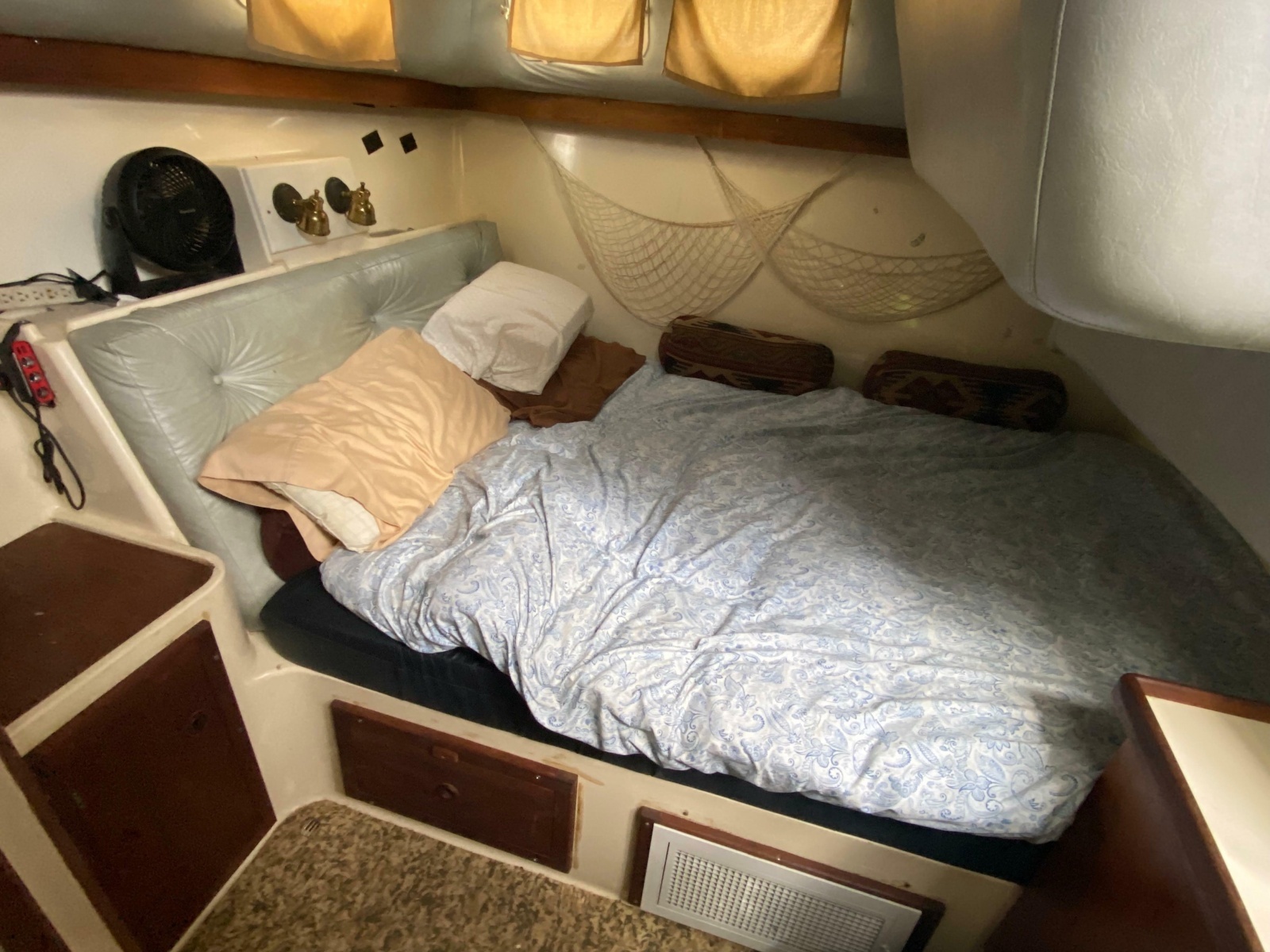 1986 Albin 34 Family Cruiser
