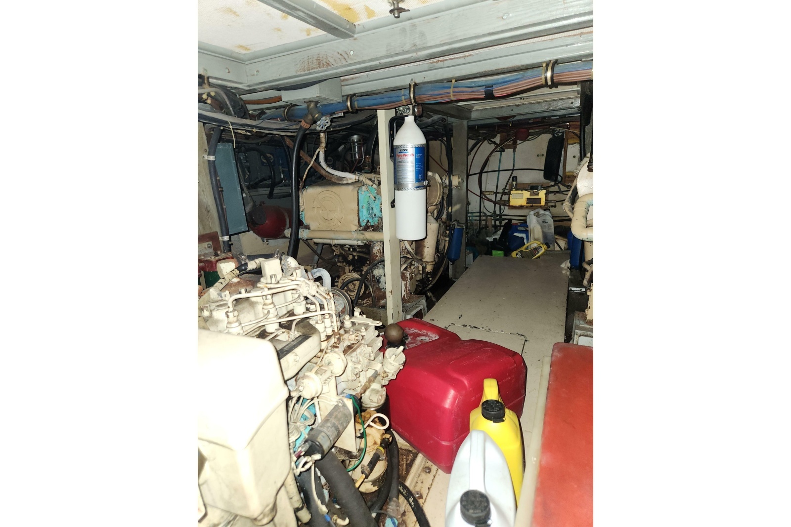 1976 Hatteras 42 Long Range Cruiser