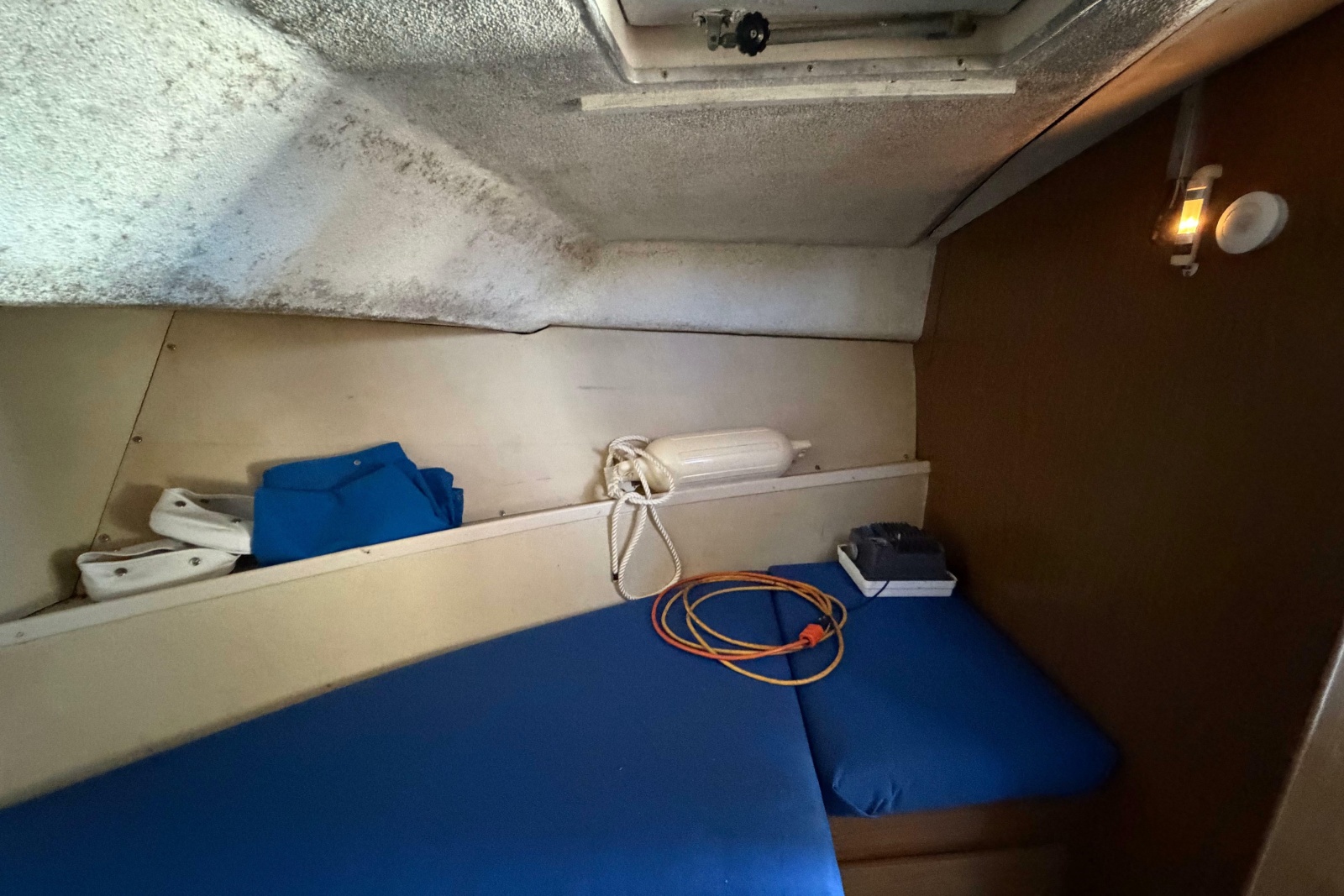 1973 Chris-Craft 31 Commander