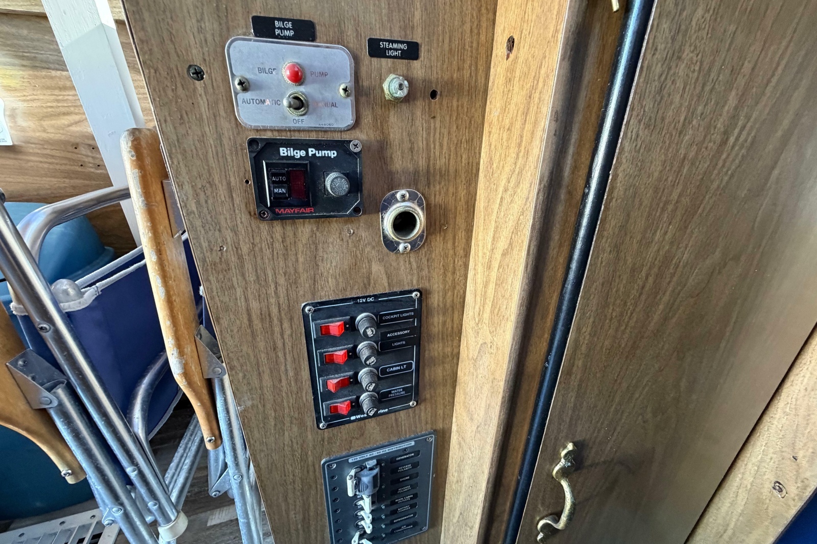 1973 Chris-Craft 31 Commander
