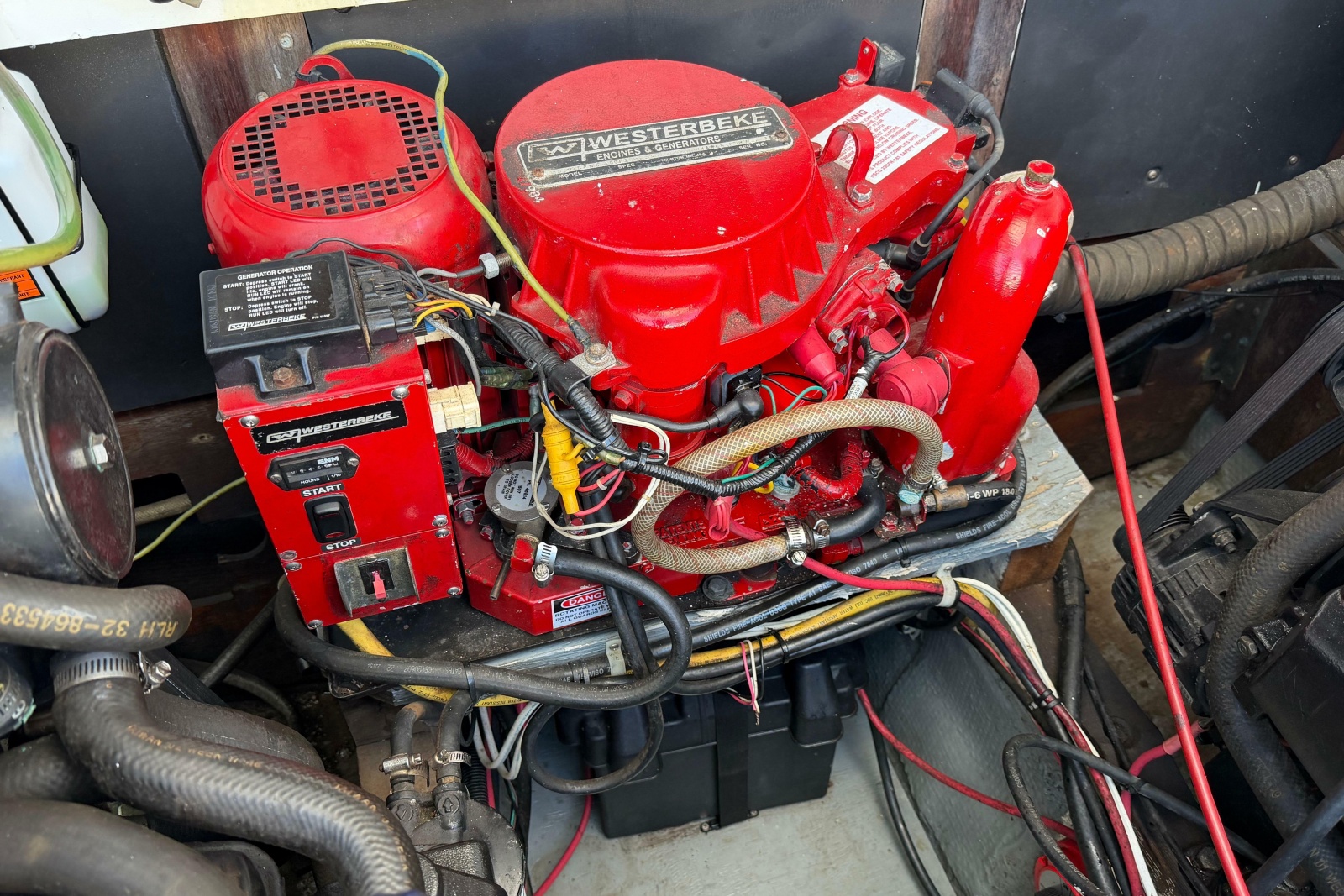 1973 Chris-Craft 31 Commander
