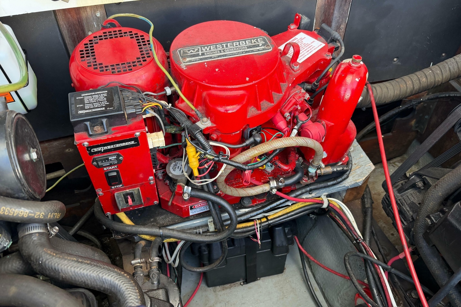 1973 Chris-Craft 31 Commander