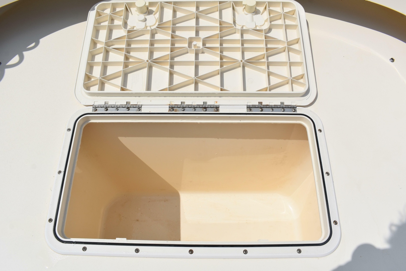 2005 Parker 1801 Center Console