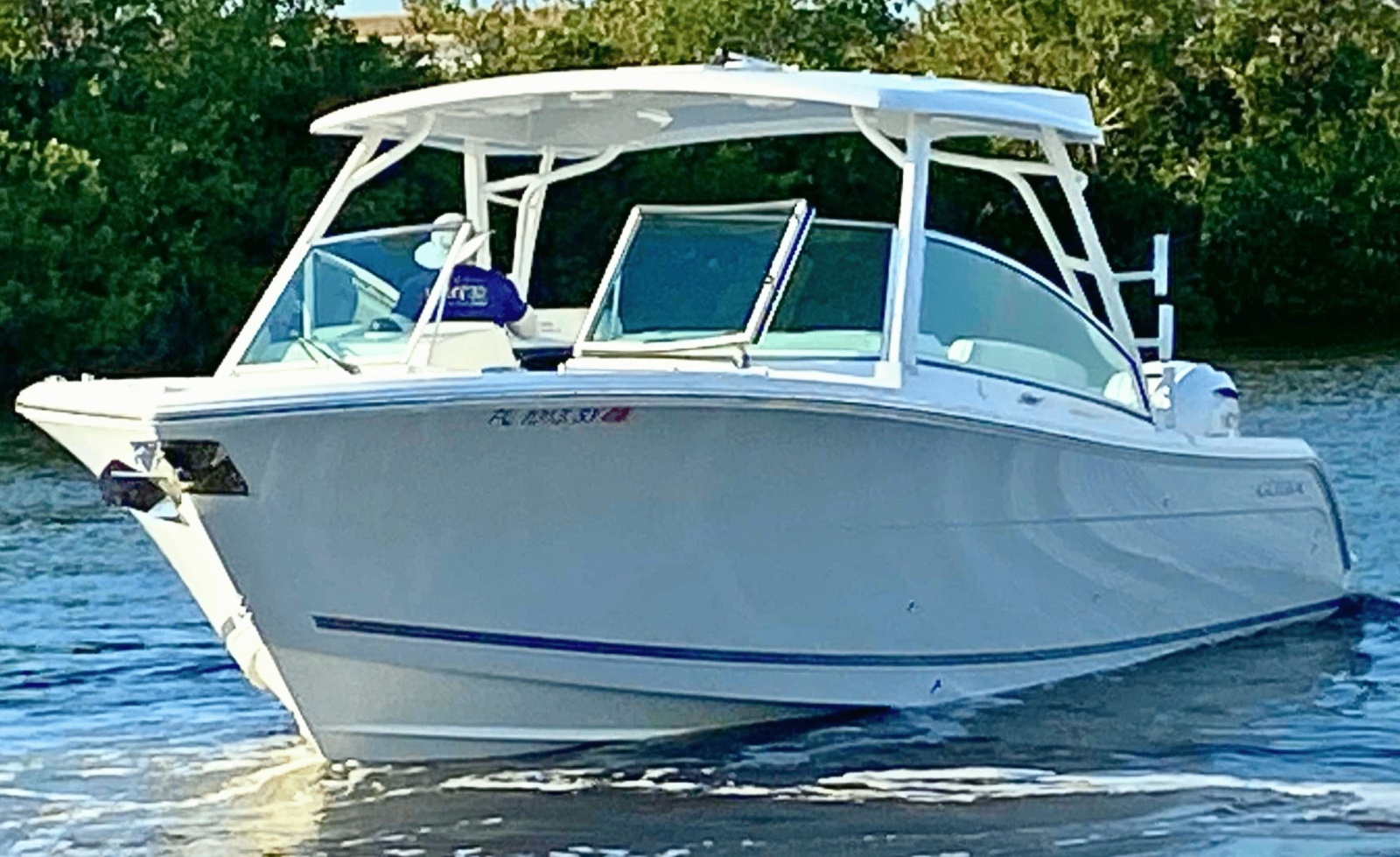 2021 Cobia 330DC