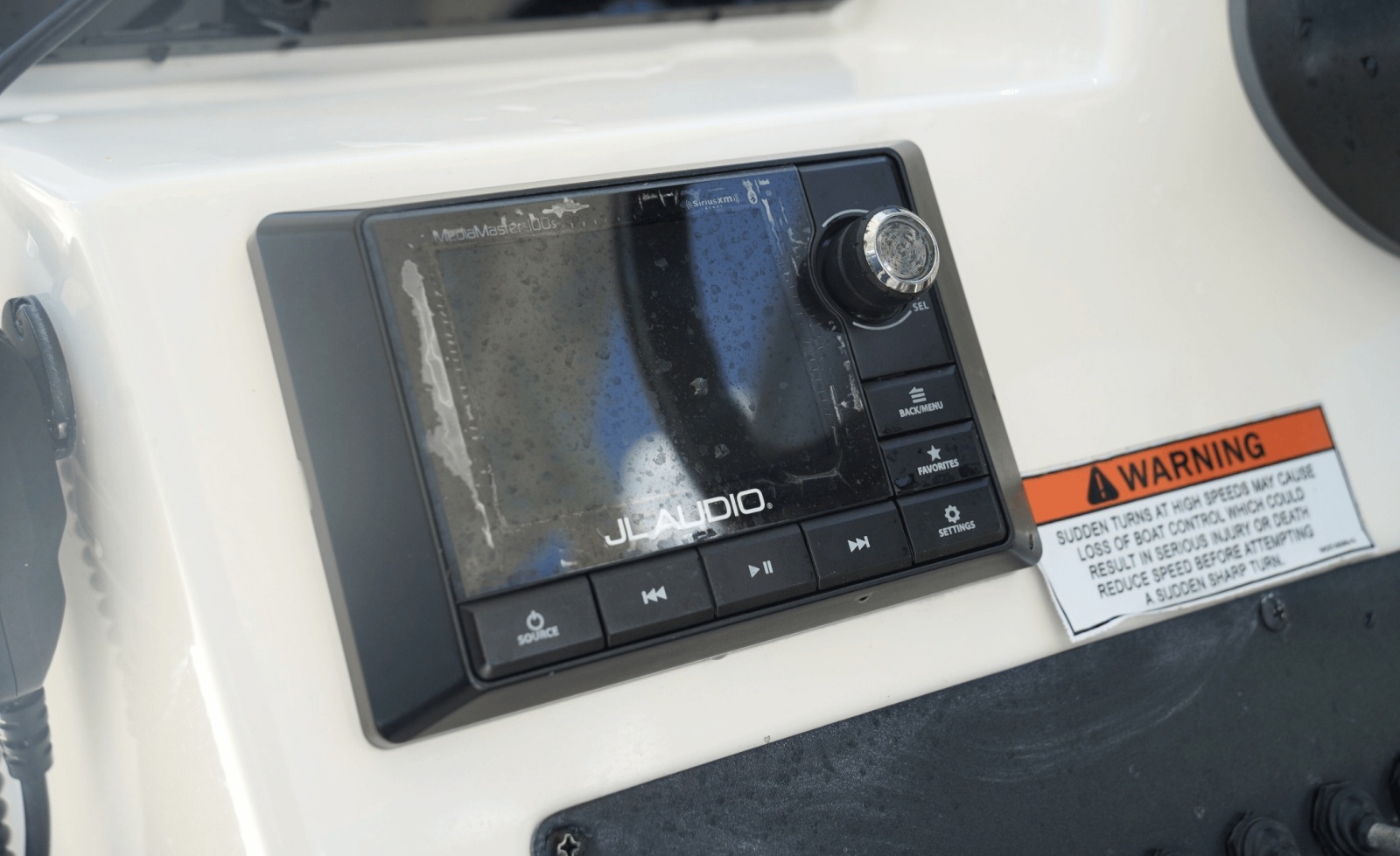 2021 Cobia 330DC