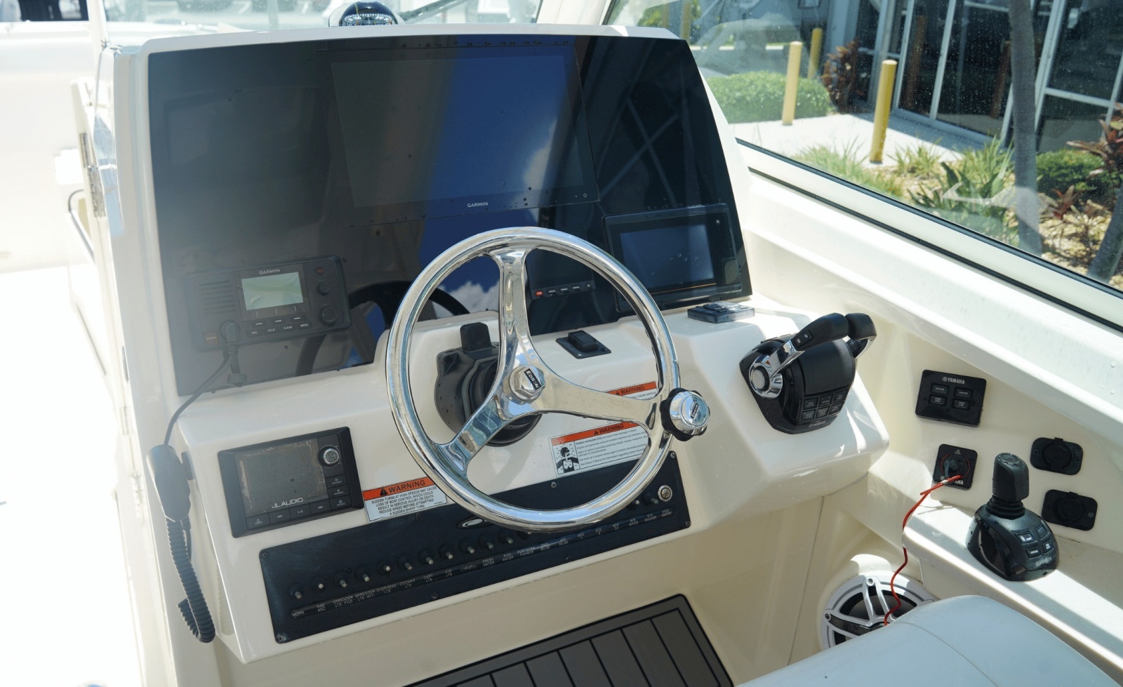 2021 Cobia 330DC