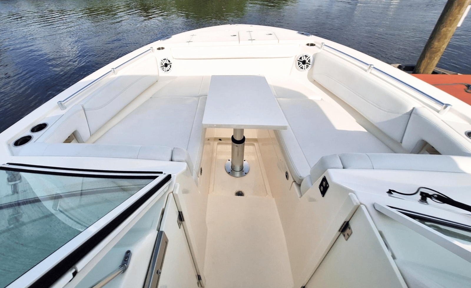 2021 Cobia 330DC
