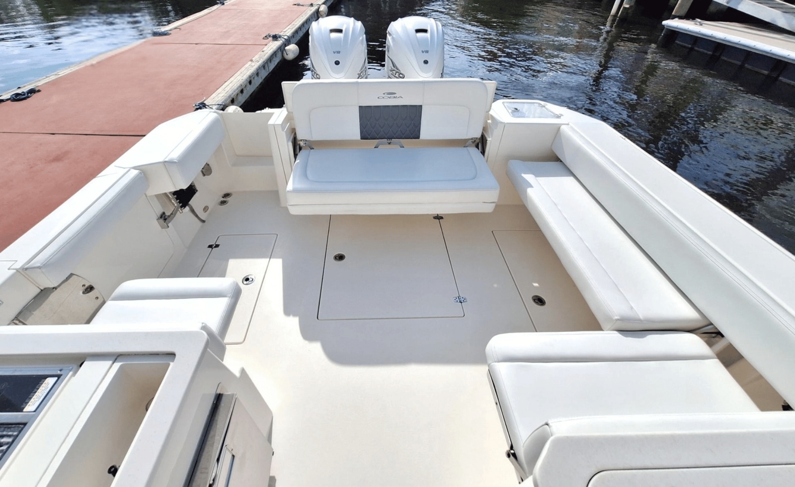 2021 Cobia 330DC