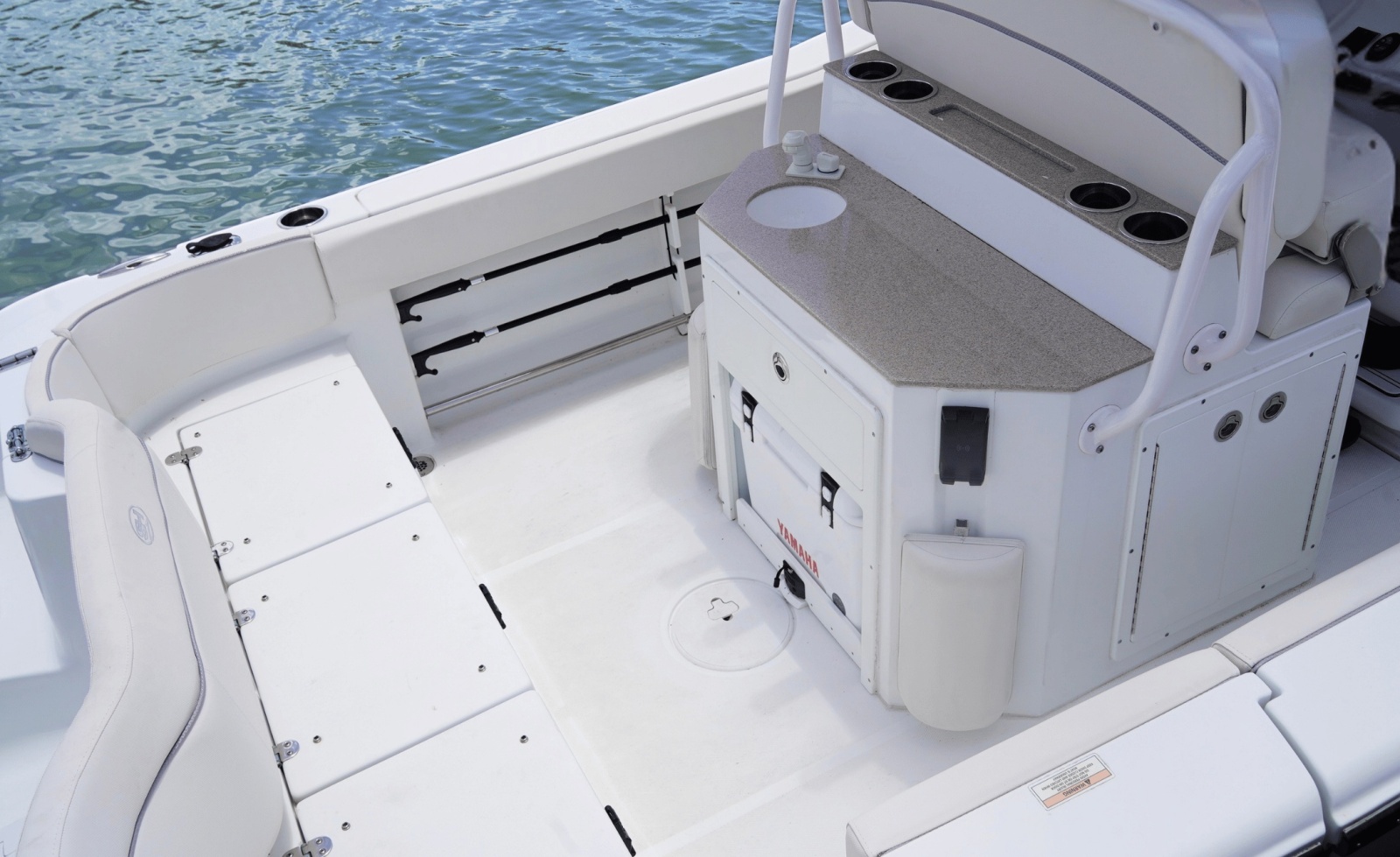 2024 Sea Hunt Ultra 239SE