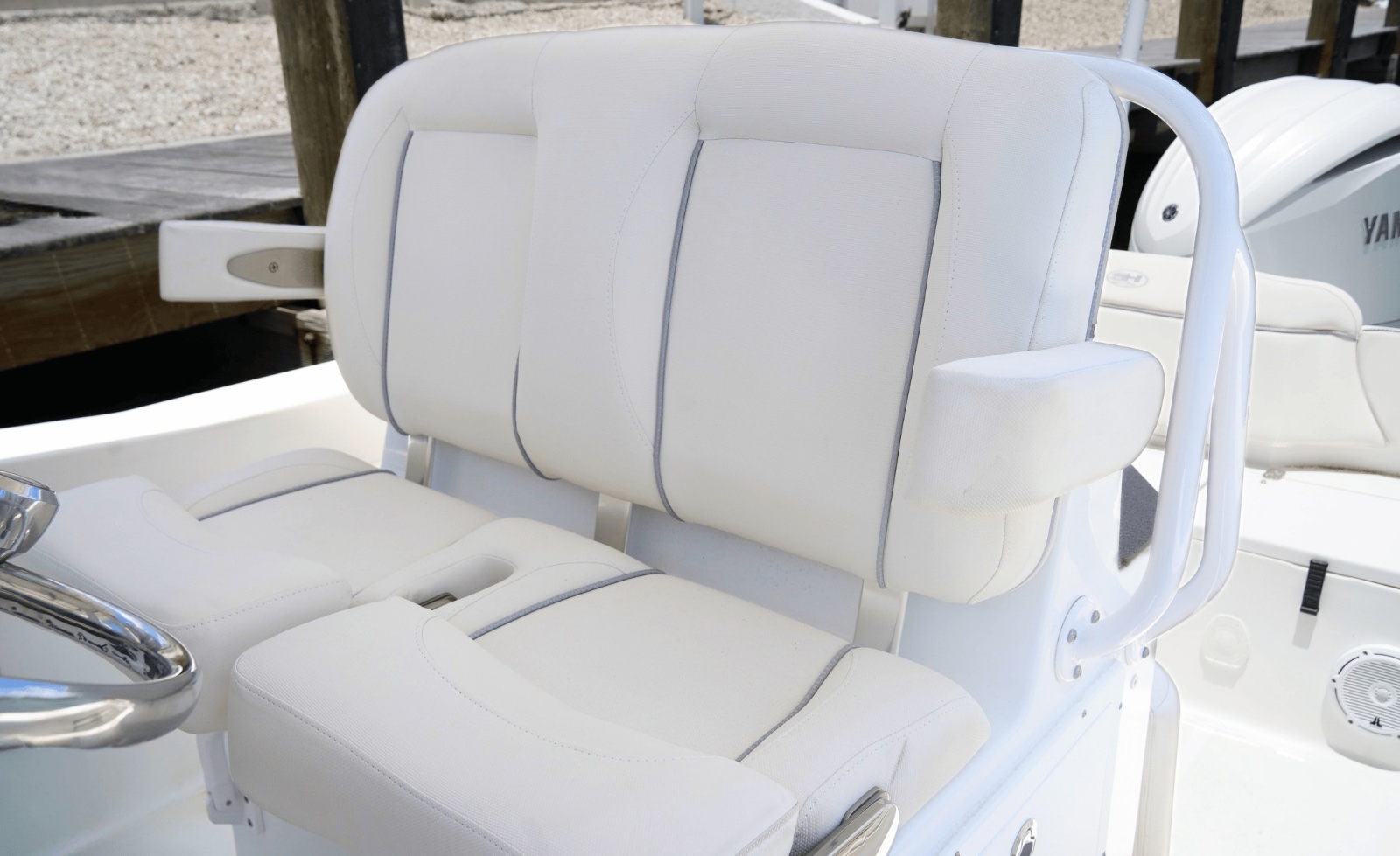 2024 Sea Hunt Ultra 239SE