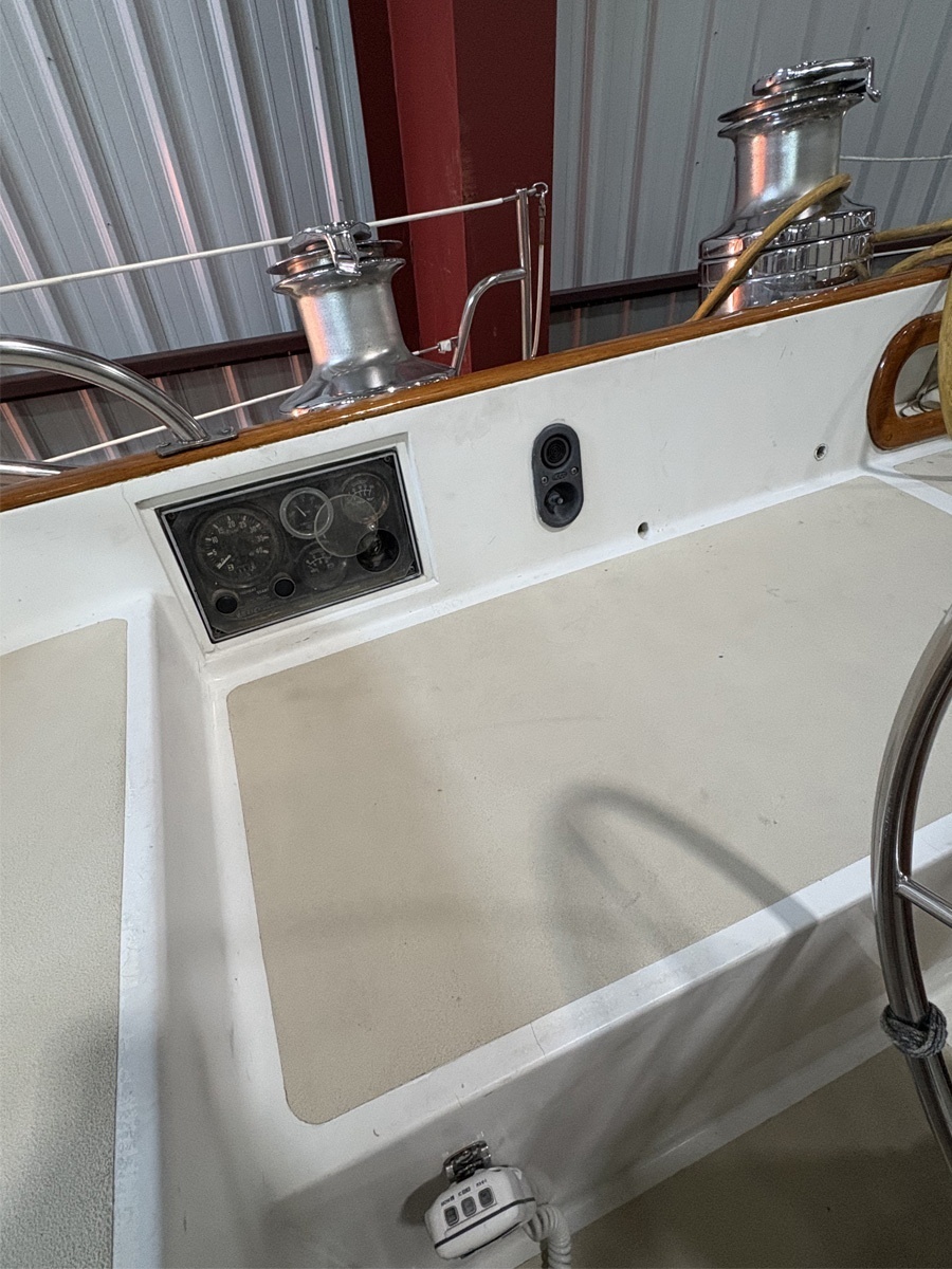 Cockpit to Port, In Shed