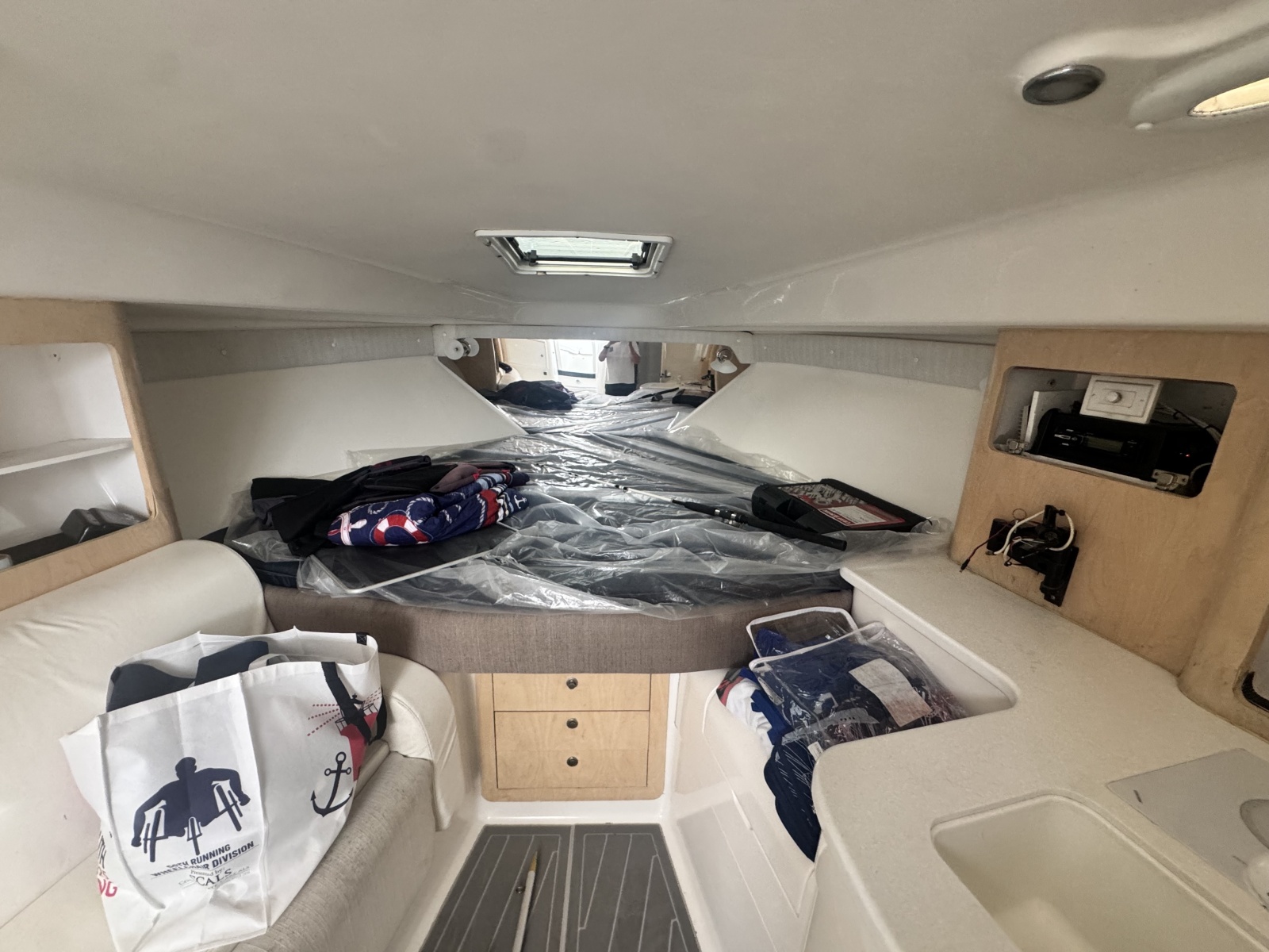 2002 Intrepid 377 Walkaround