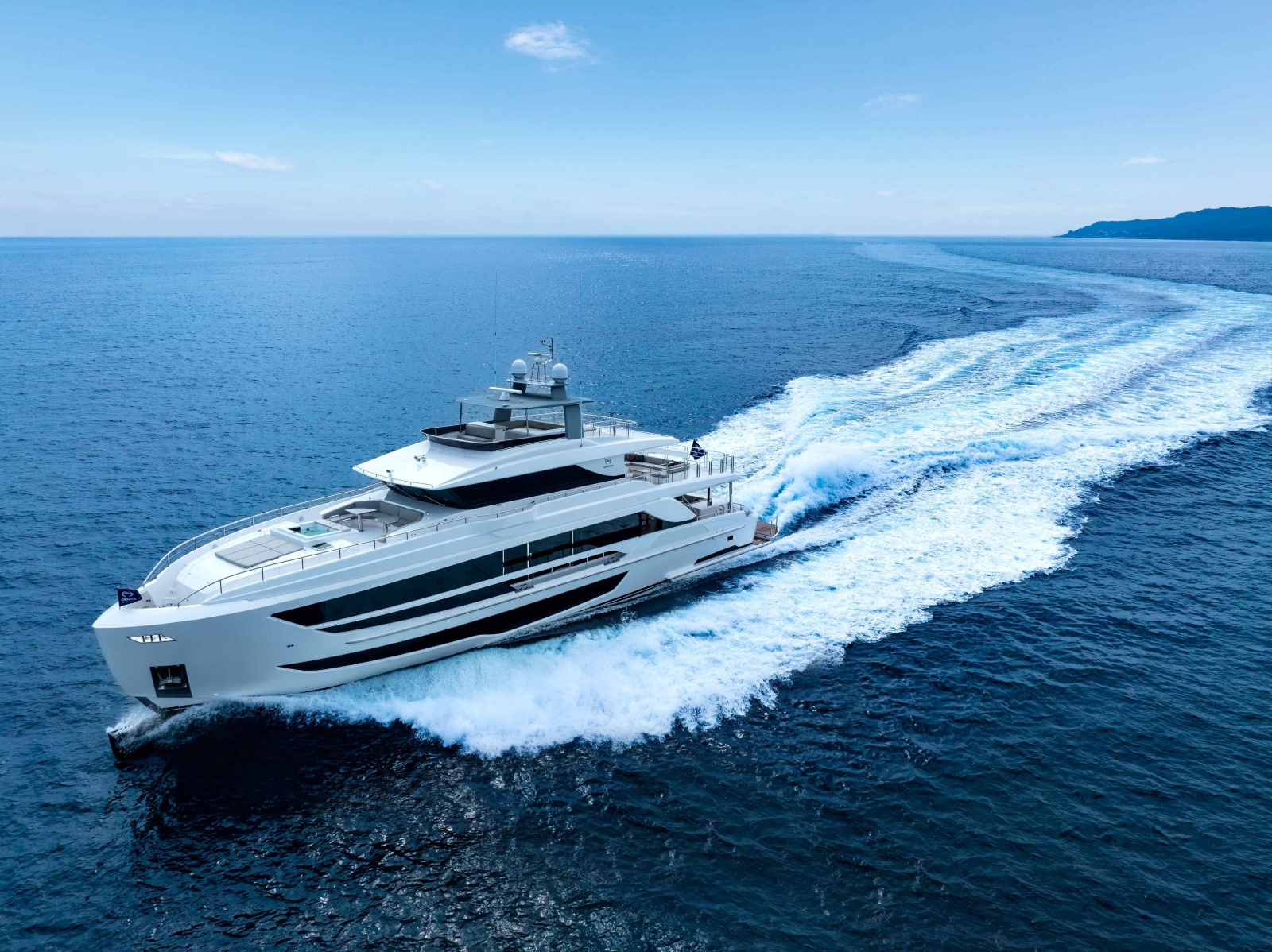 Horizon FD110 Hull 7
