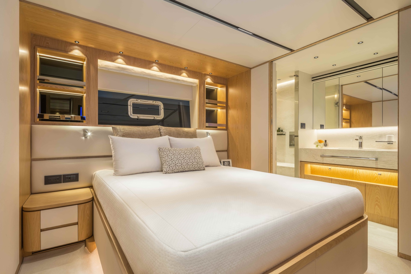 Horizon FD110 Hull 7