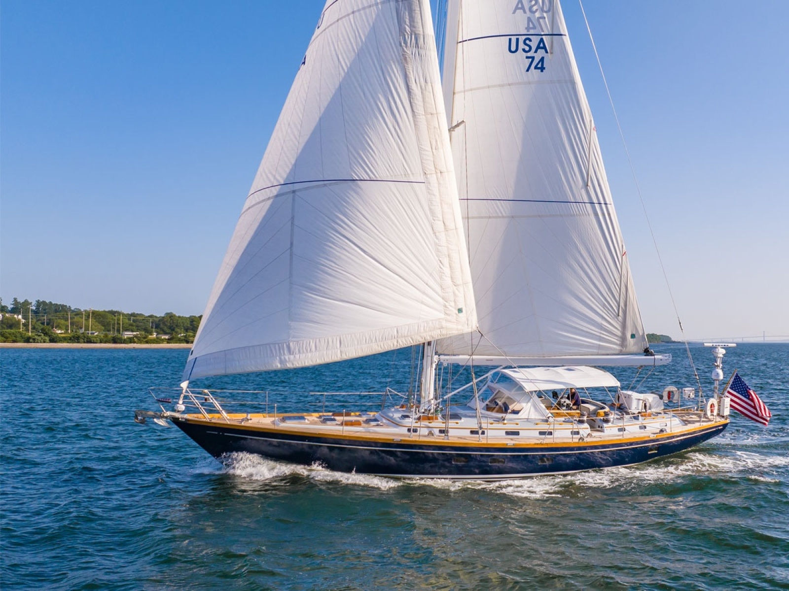 Leeward Mid Bow