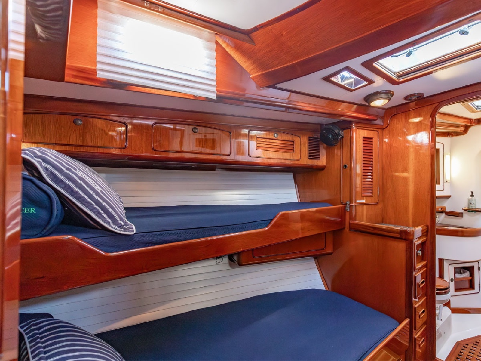 Port Guest Cabin