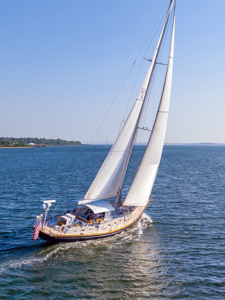 Aerial Leeward Quarter Upwind