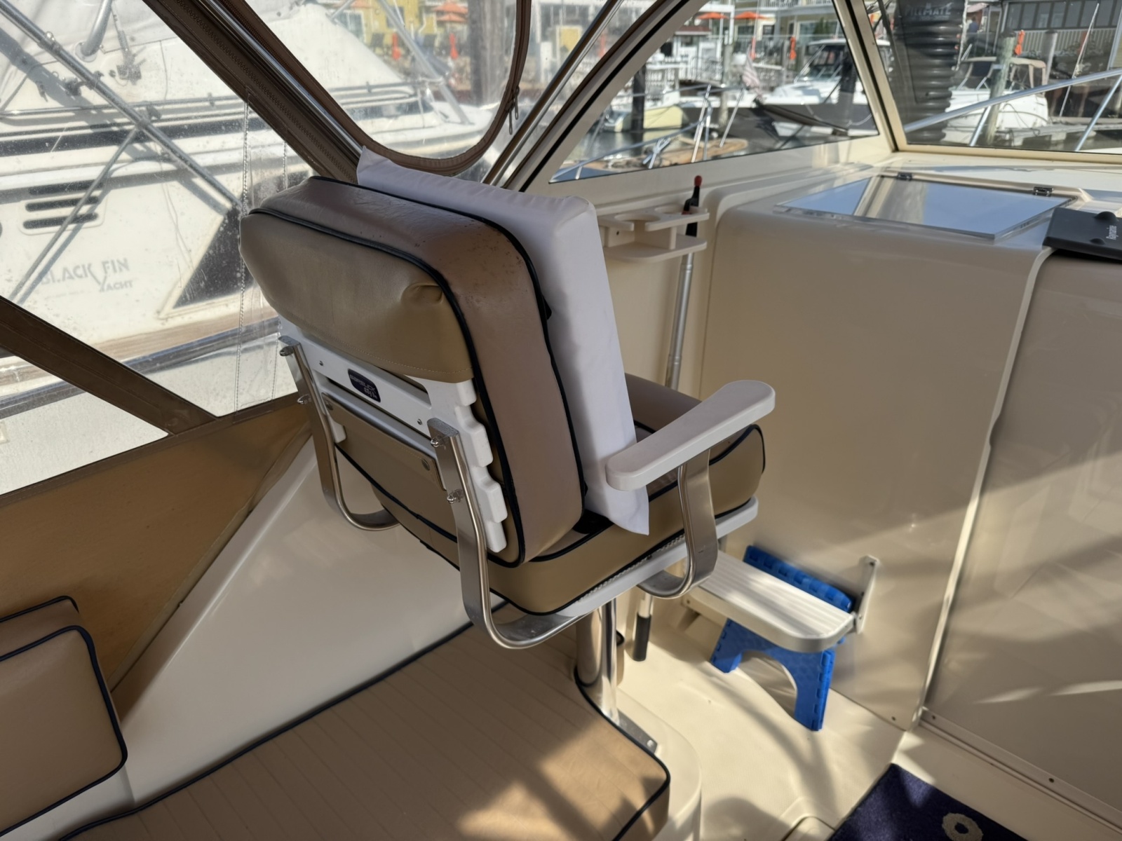 2007 Mainship Pilot 30