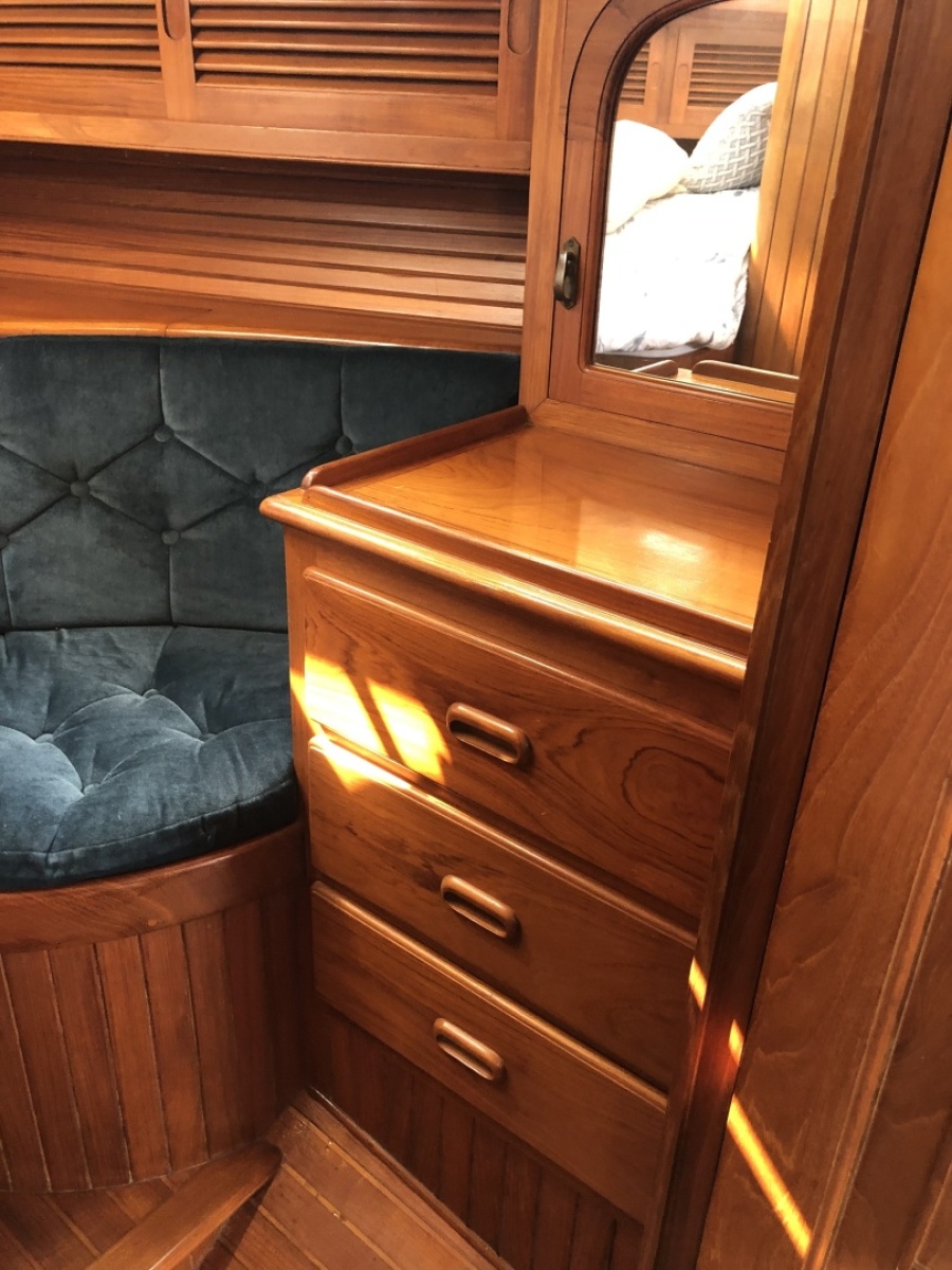 1986 Westsail Fairweather Mariner 39