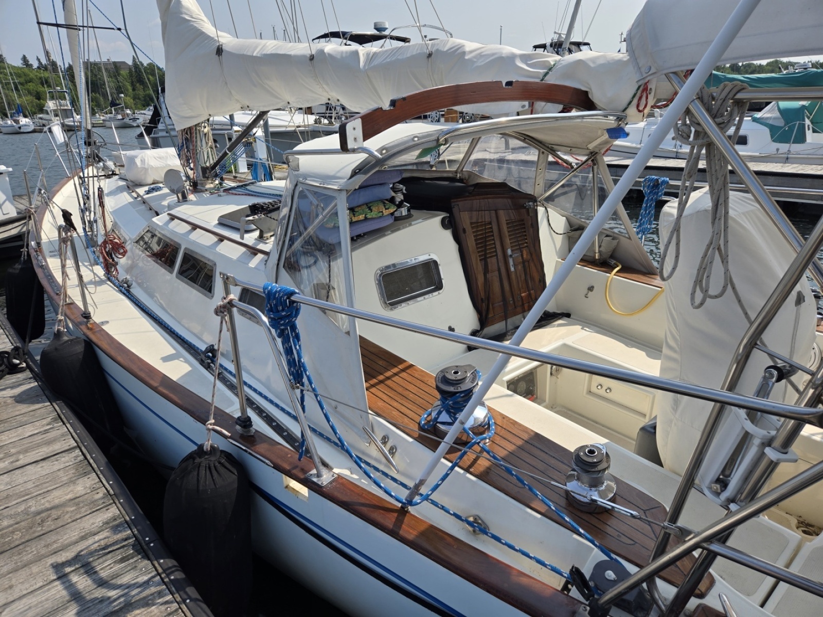 1986 Westsail Fairweather Mariner 39