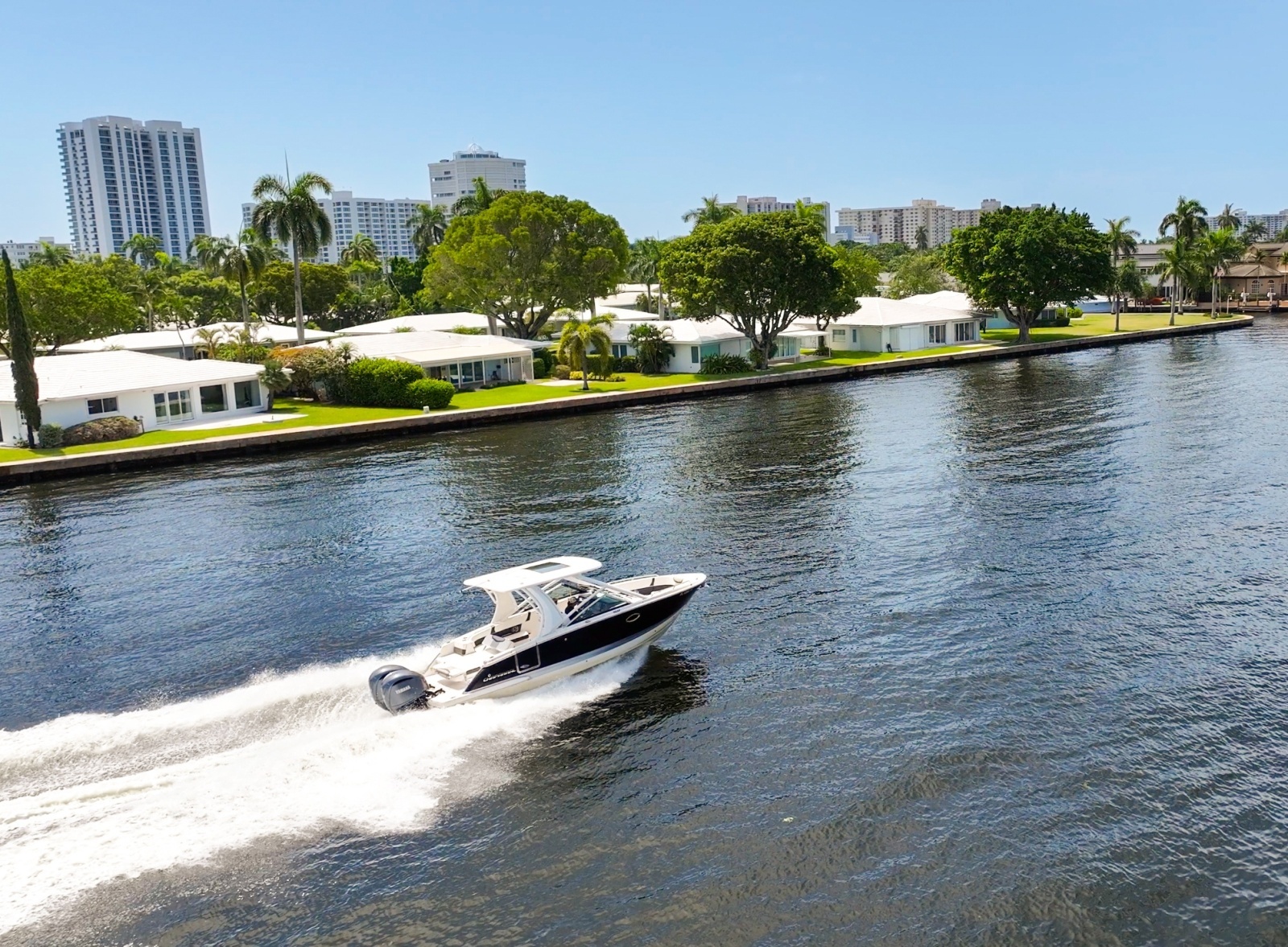 2023 Chaparral 280 OSX