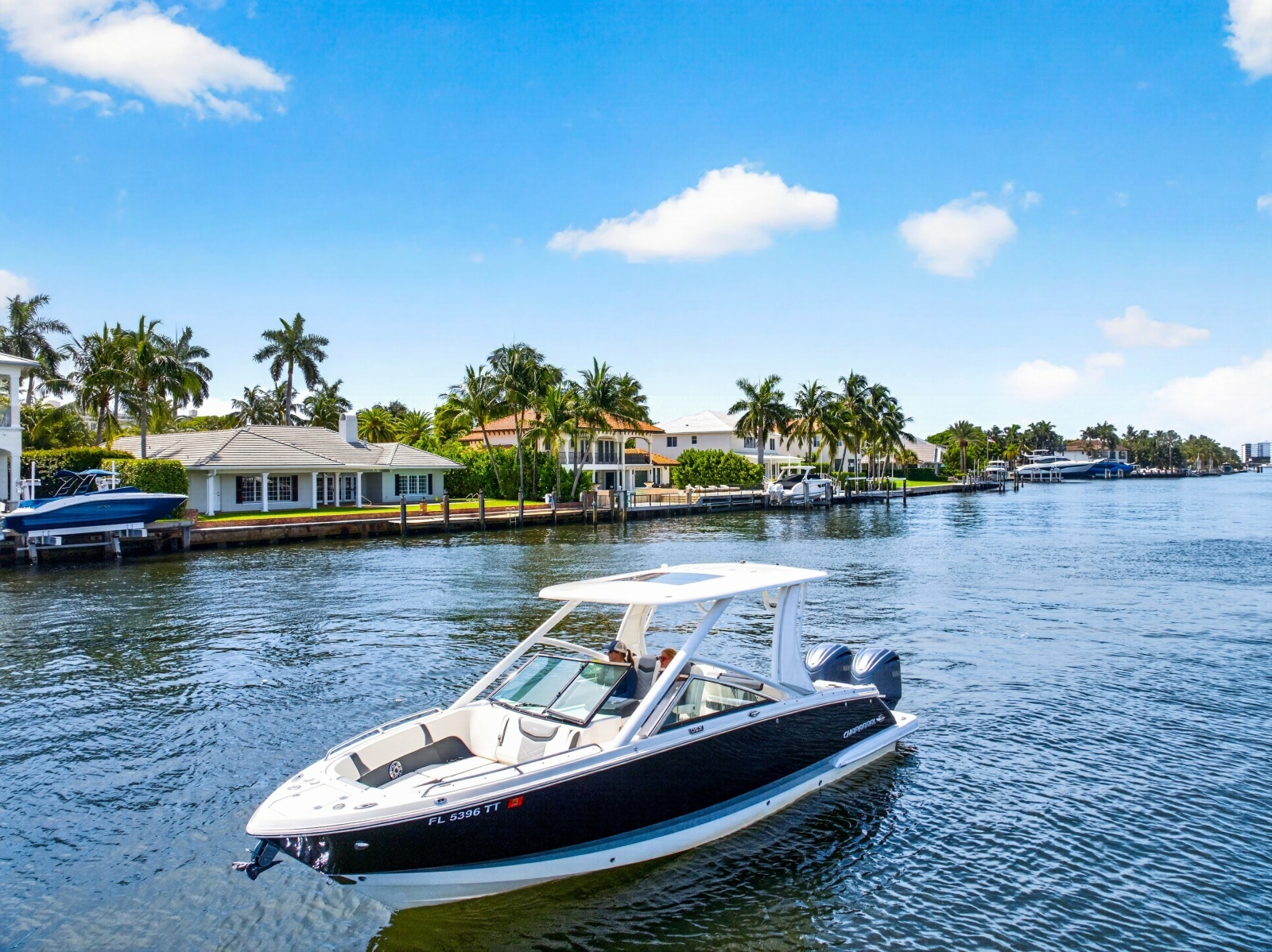 2023 Chaparral 280 OSX
