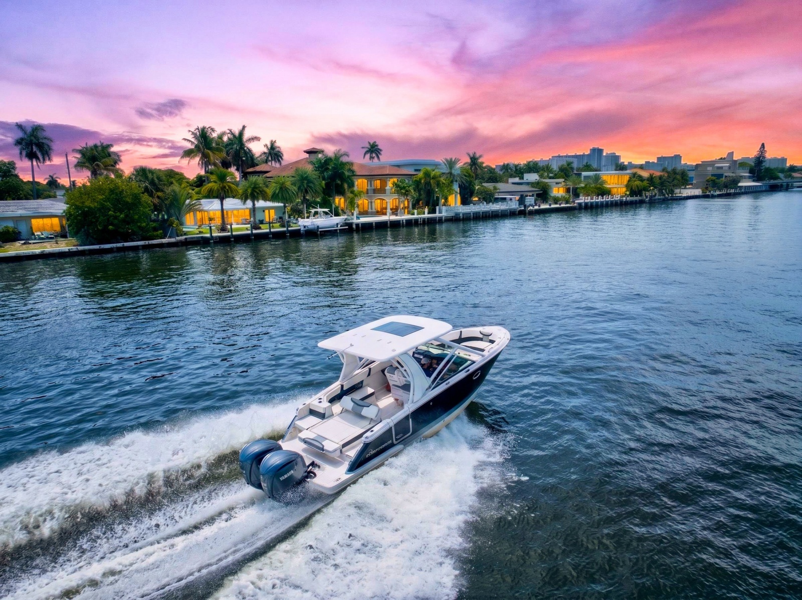 2023 Chaparral 280 OSX