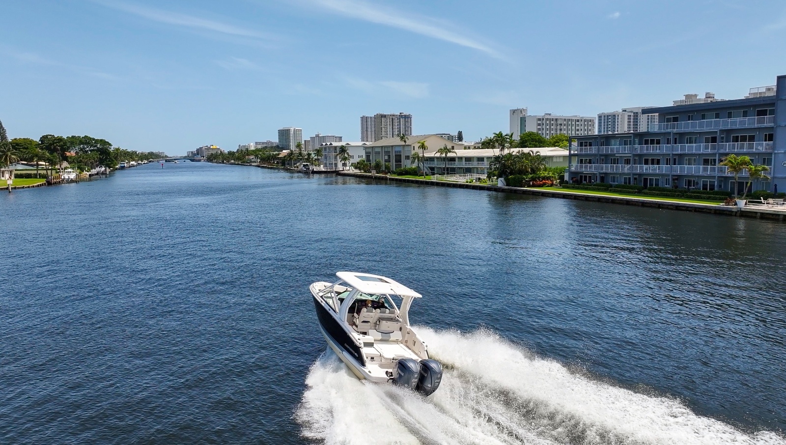 2023 Chaparral 280 OSX