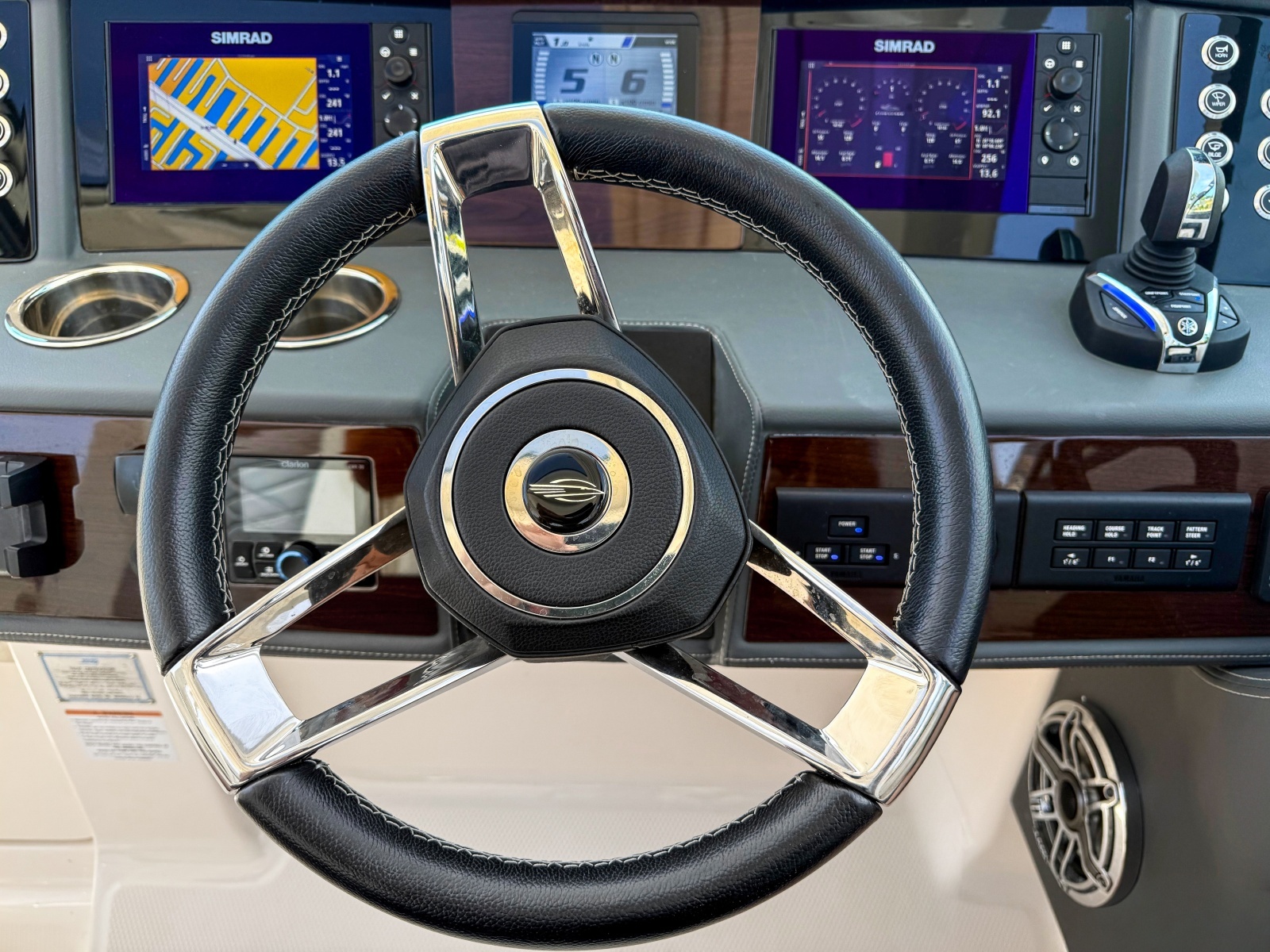 2023 Chaparral 280 OSX
