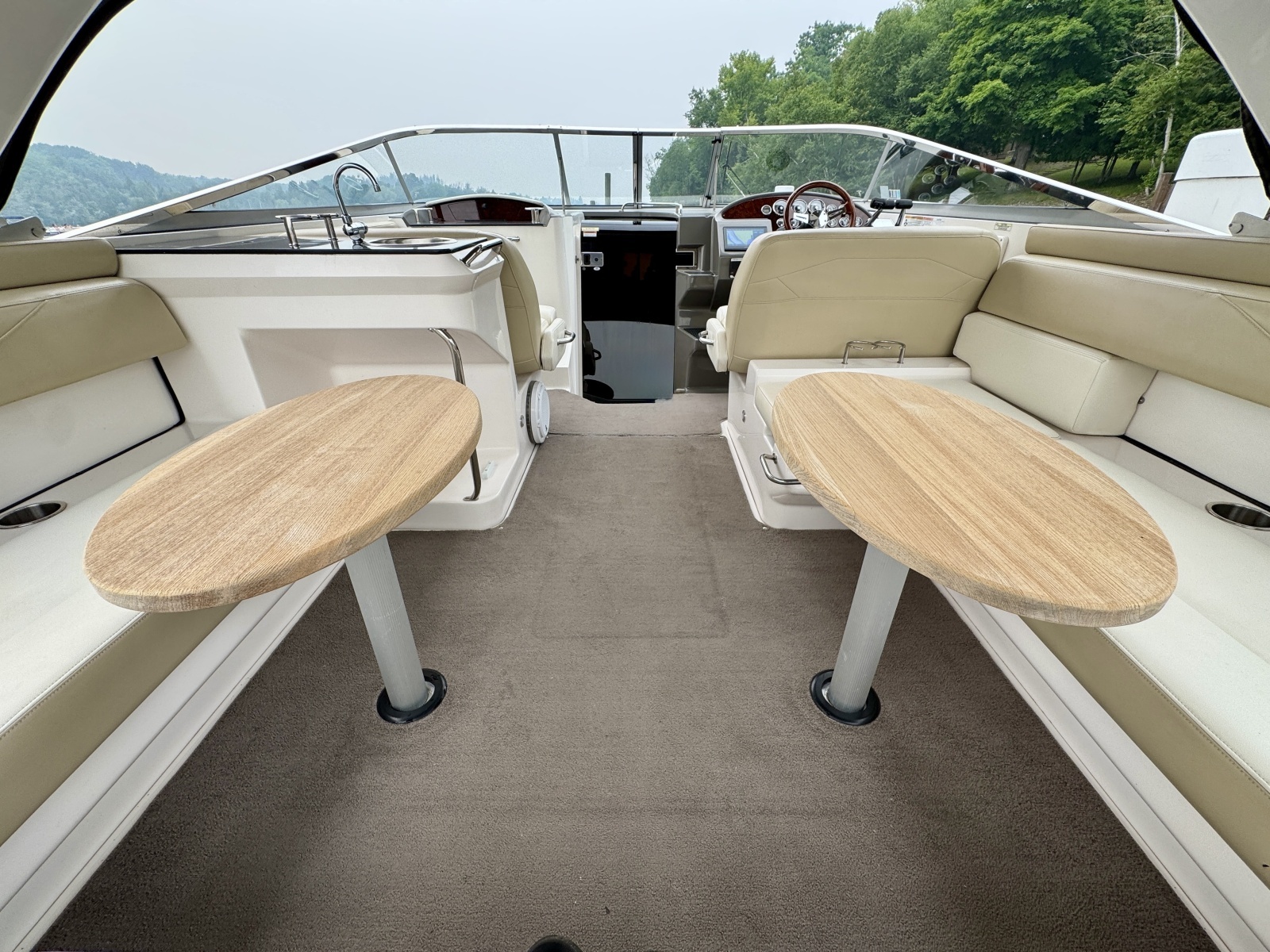 2012 Regal 3550 Cuddy