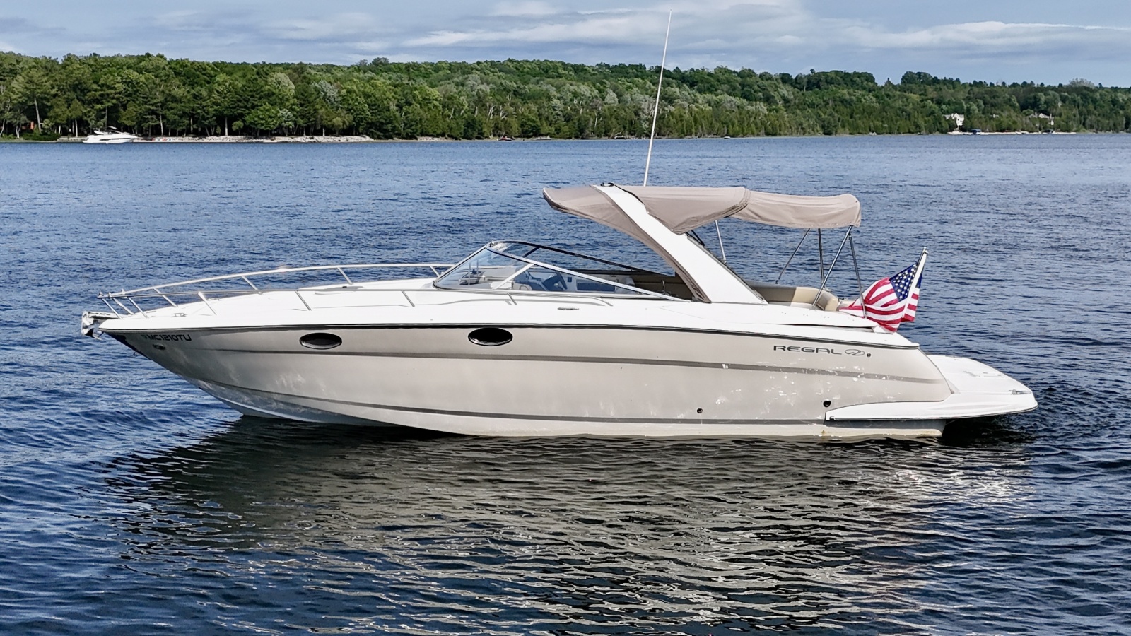 2012 Regal 3550 Cuddy